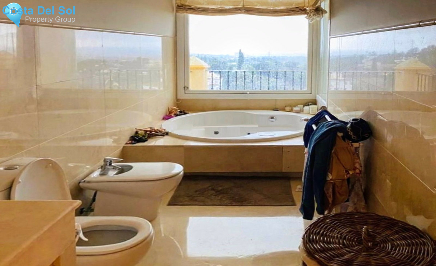 Townhouse in Elviria-1540016