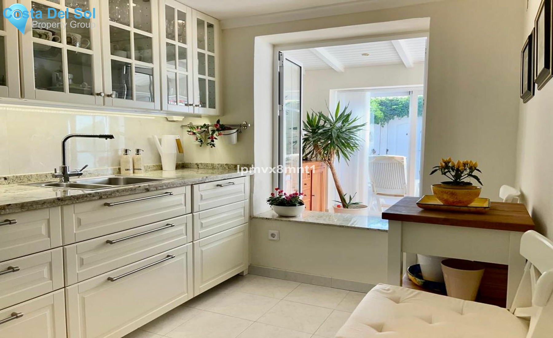 Townhouse in Elviria-1550576