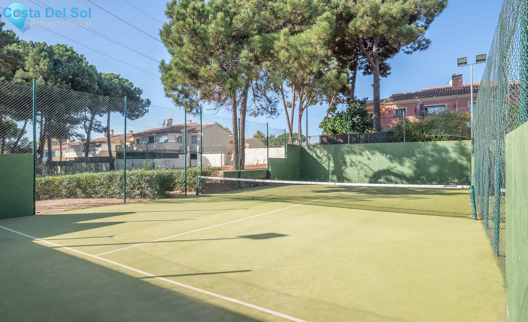 Townhouse in Elviria-1561611
