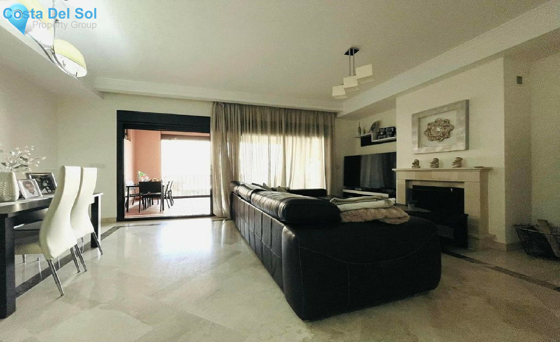Townhouse in Estepona-1242223