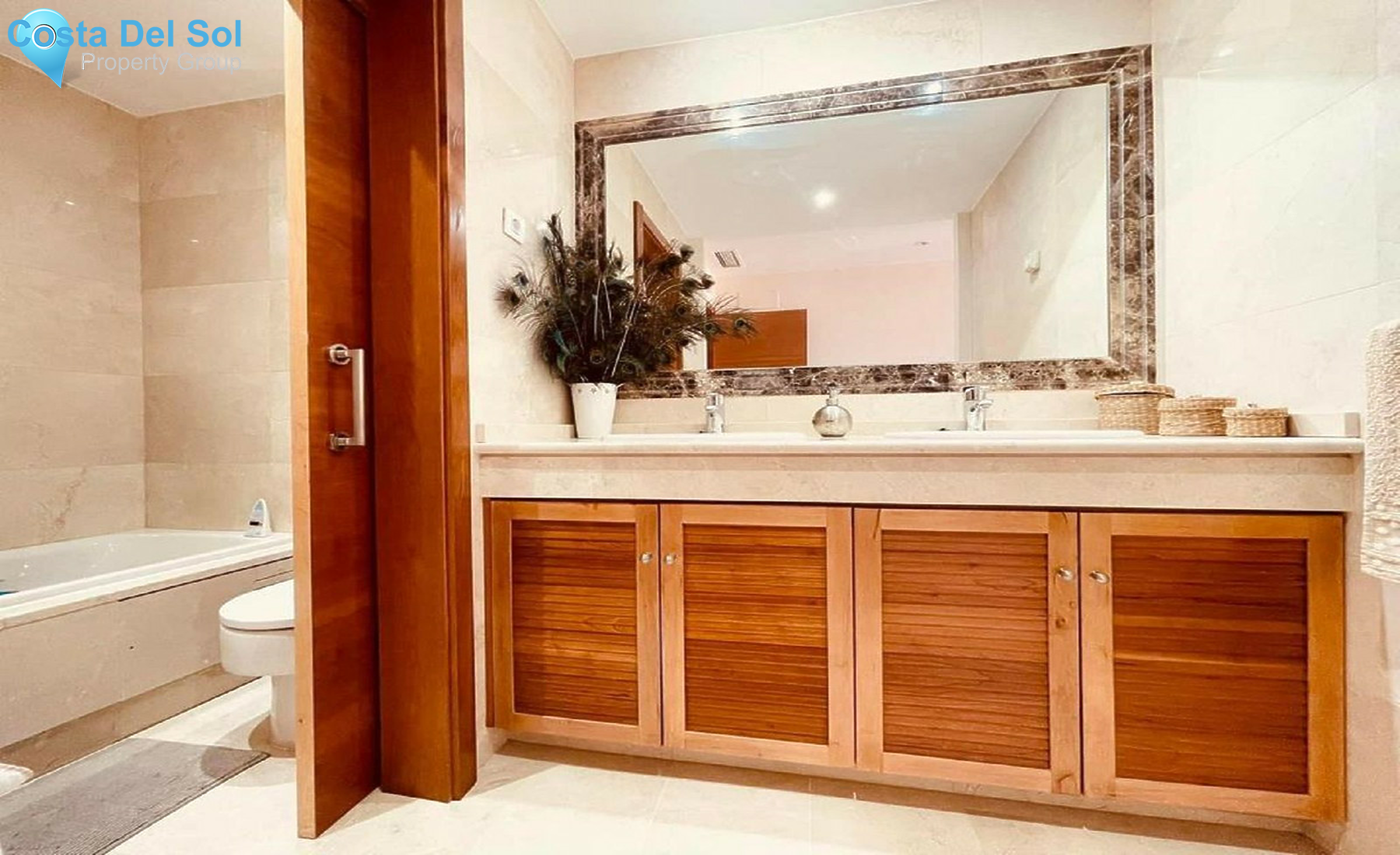 Townhouse in Estepona-1242212