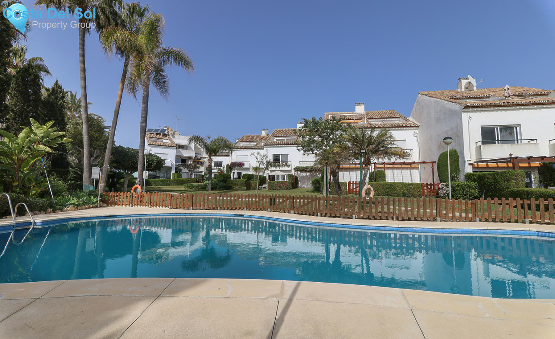 Townhouse in Estepona-1312077