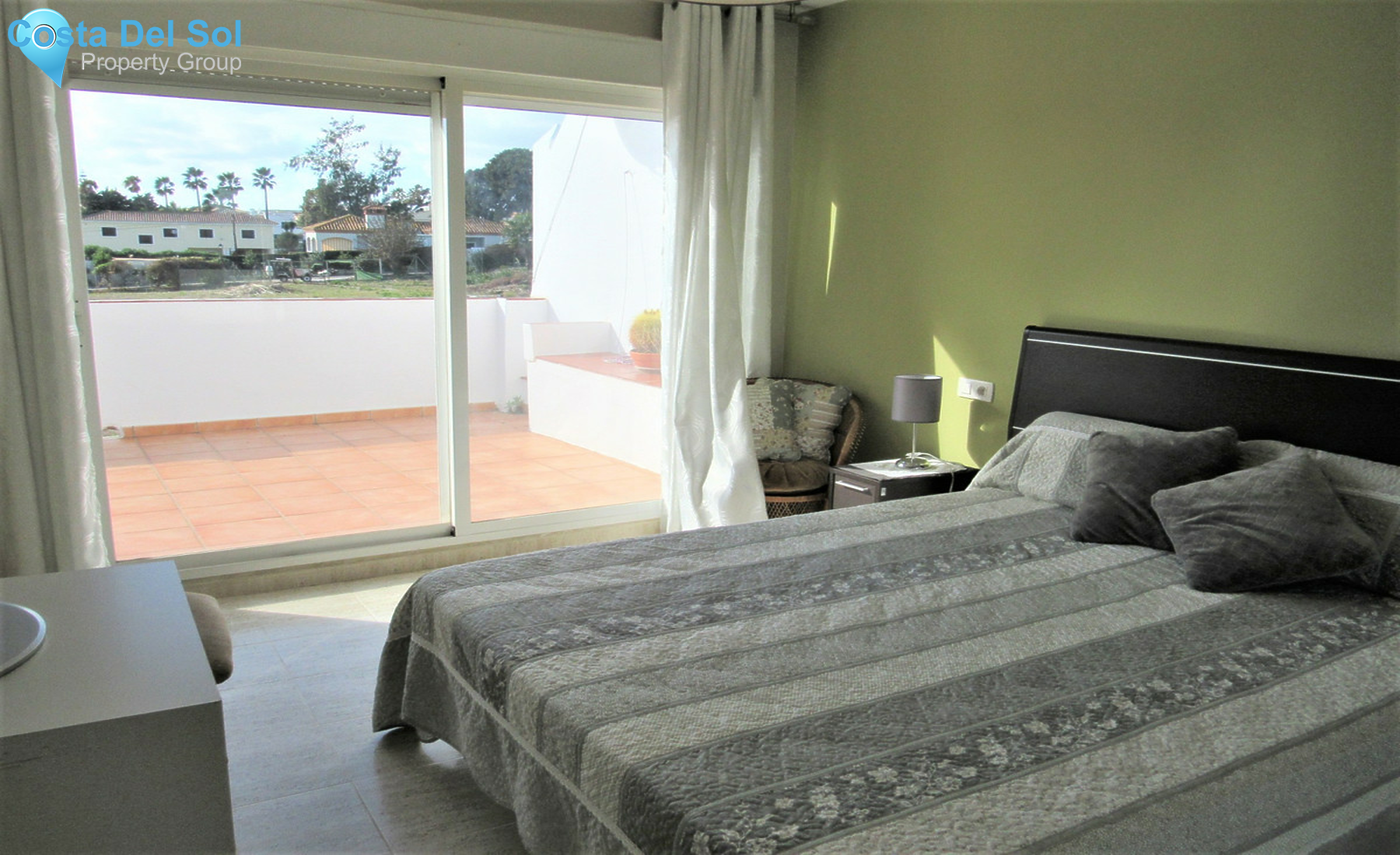 Townhouse in Estepona-1325341