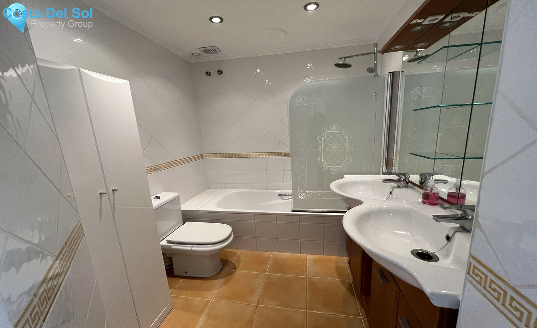 Townhouse in Estepona-1434115