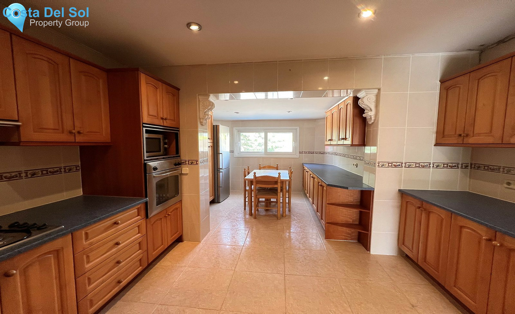 Townhouse in Estepona-1434108