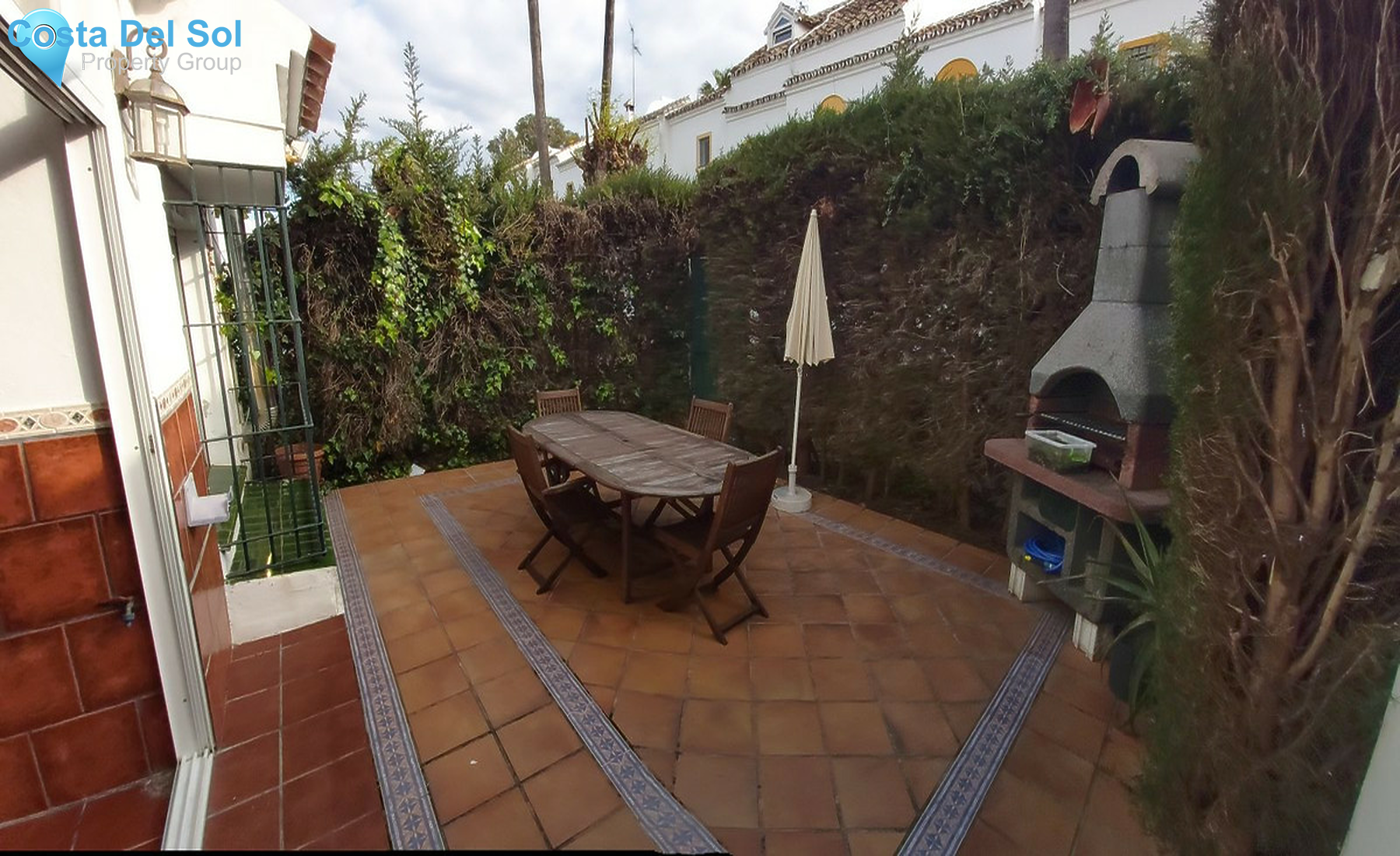 Townhouse in Estepona-1441036
