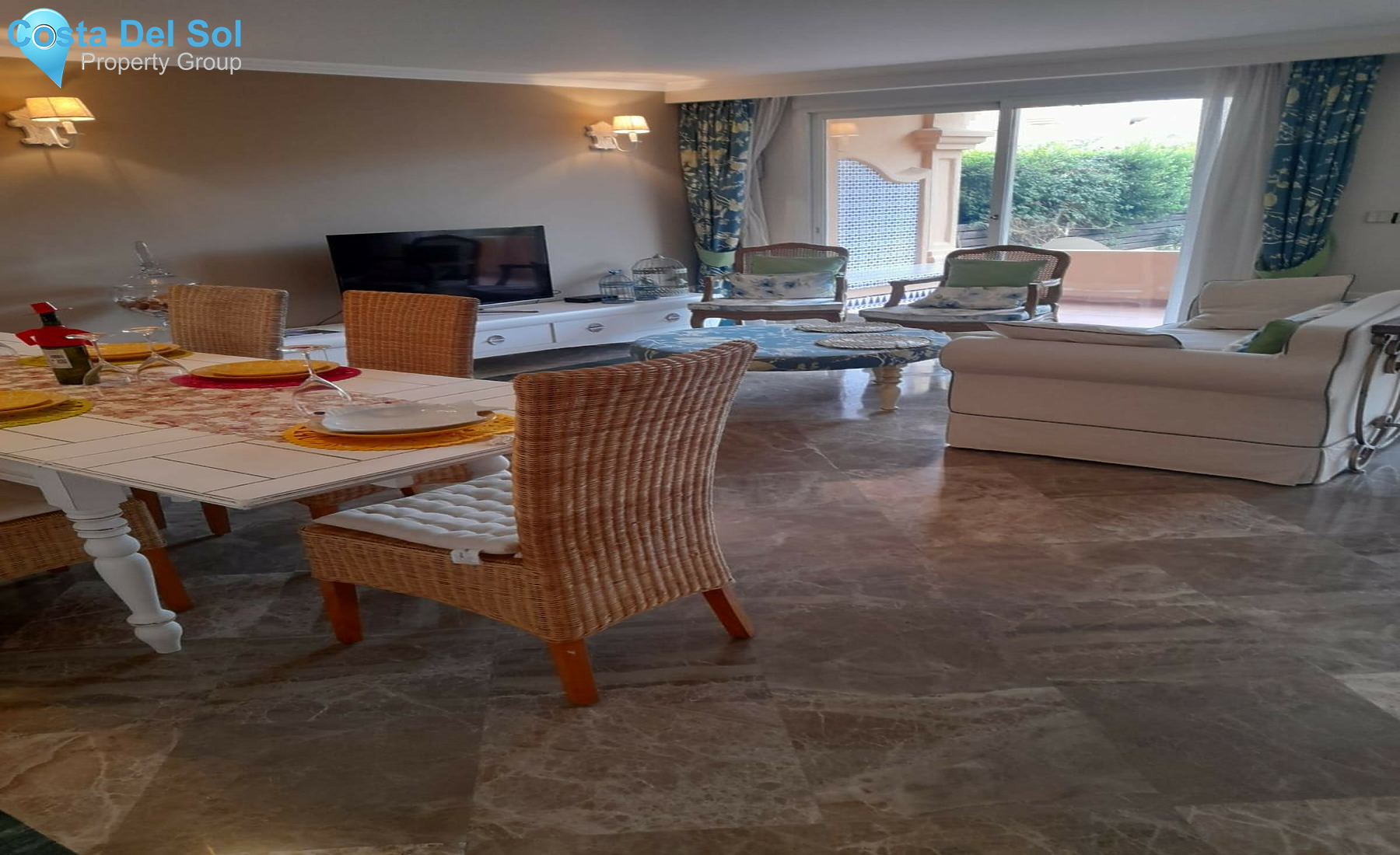 Townhouse in Estepona-1477013