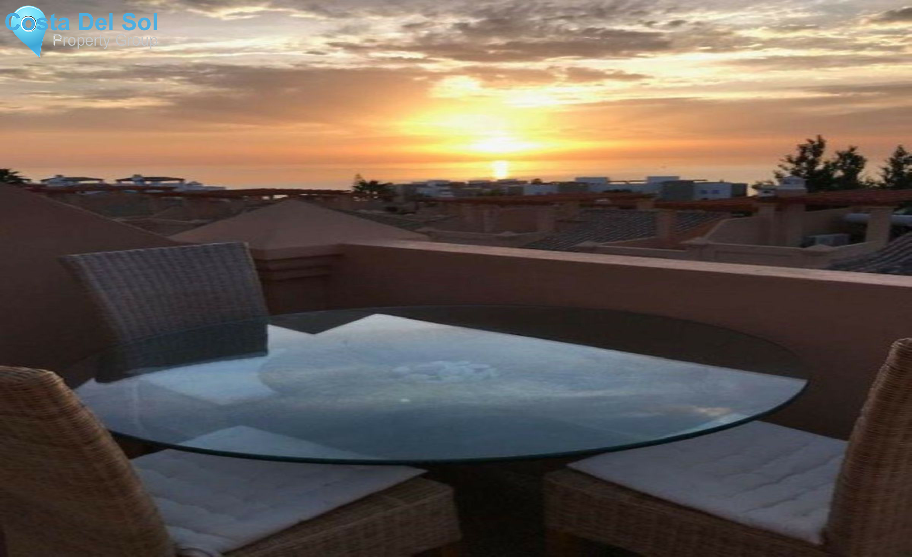 Townhouse in Estepona-1476997