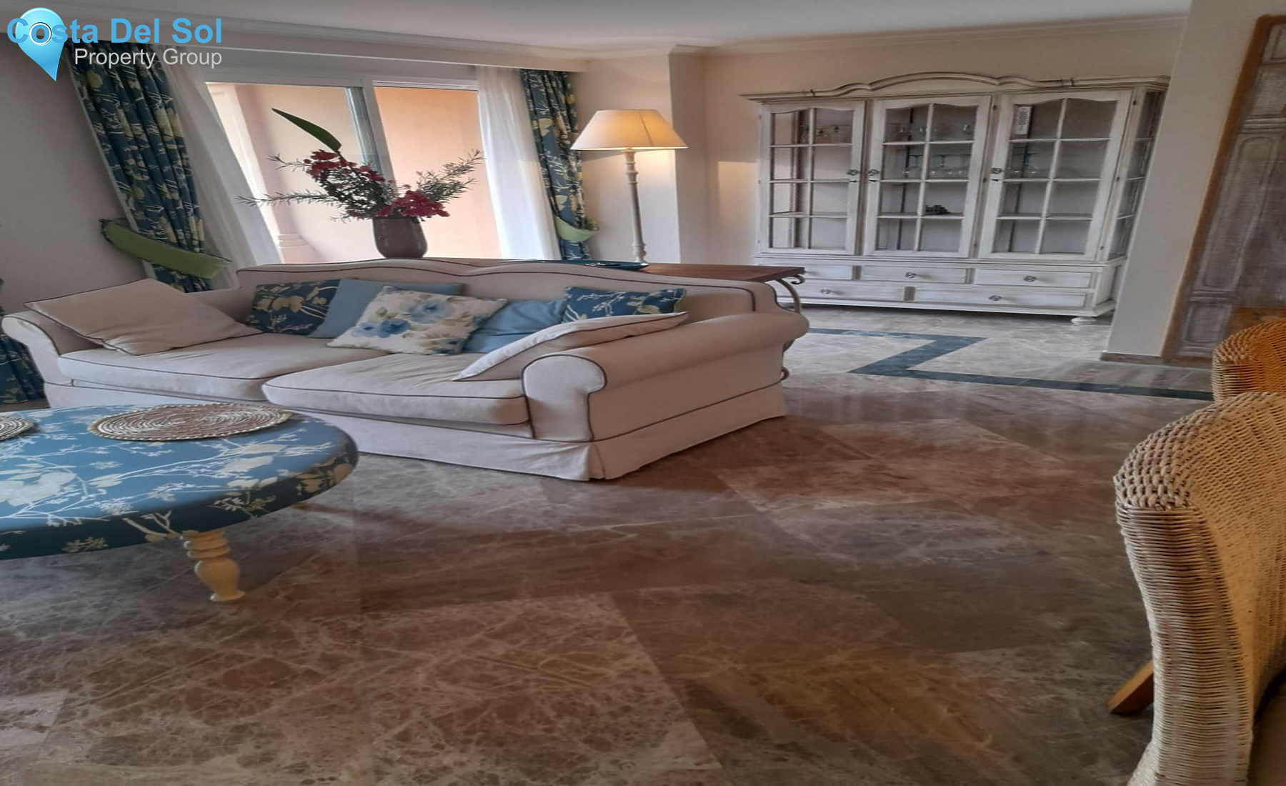Townhouse in Estepona-1476998