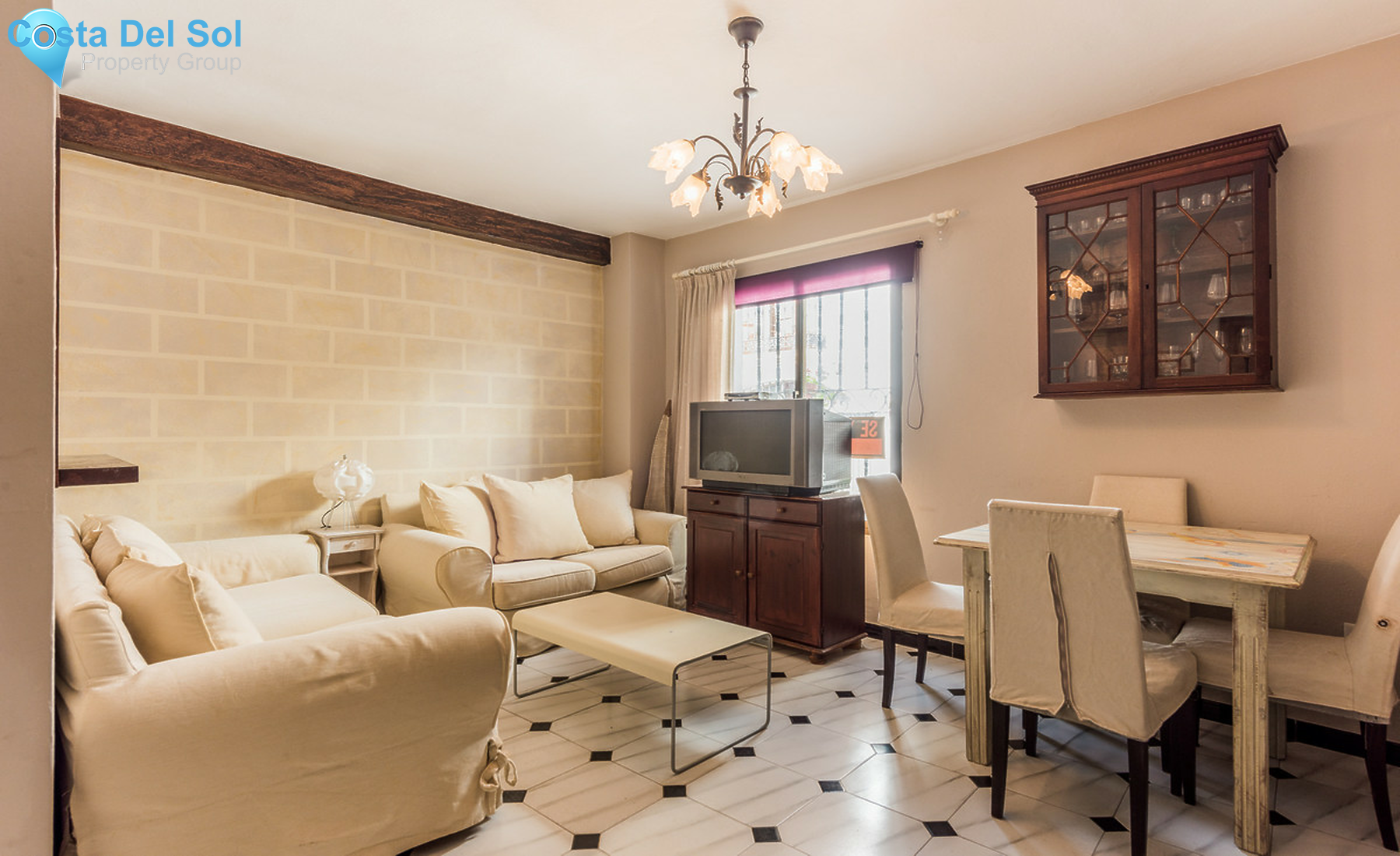 Townhouse in Estepona-1500111