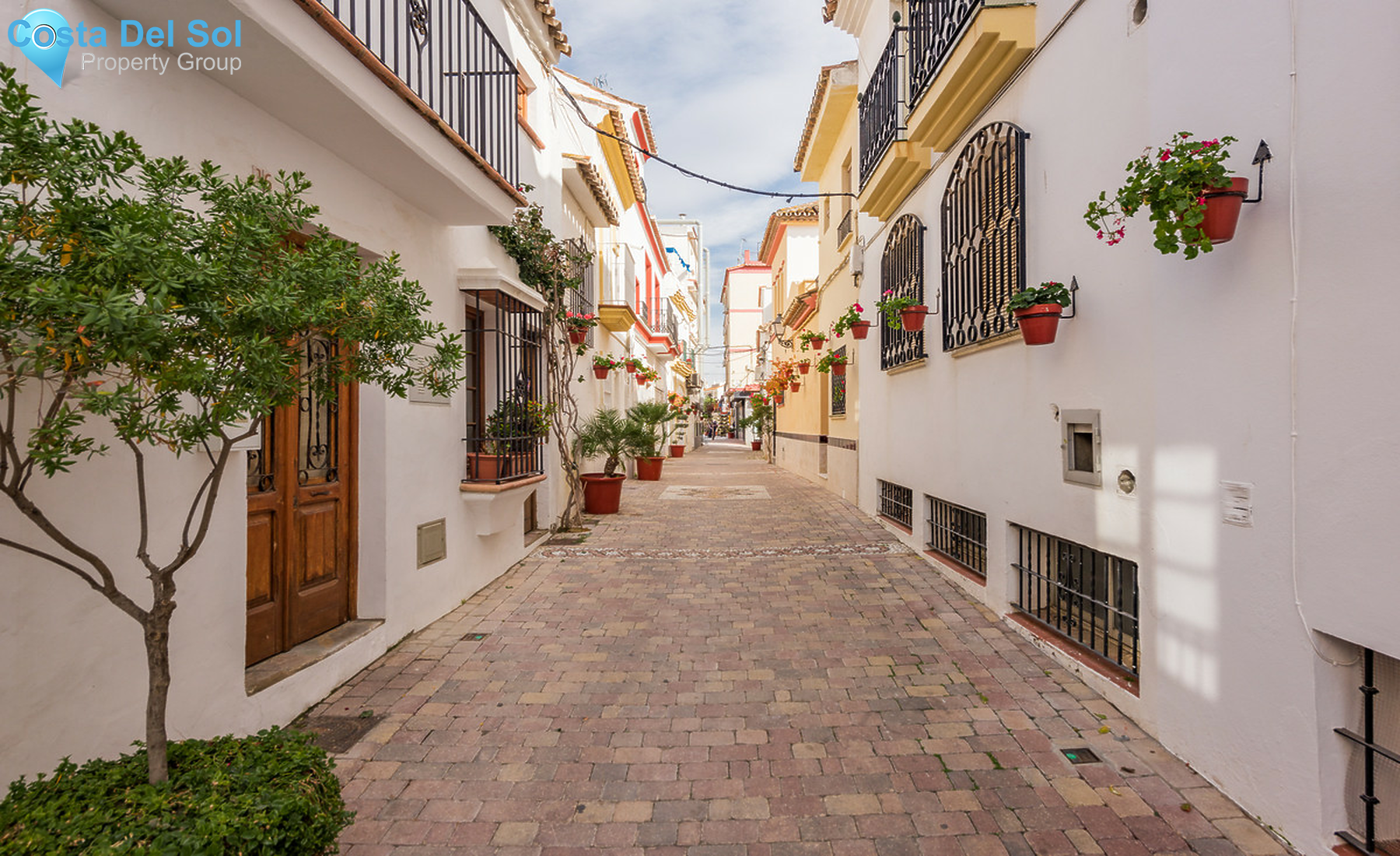 Townhouse in Estepona-1500101