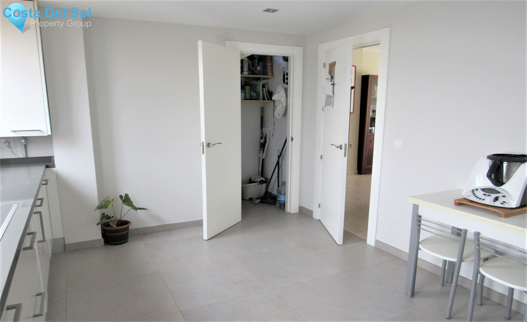 Townhouse in Estepona-695826