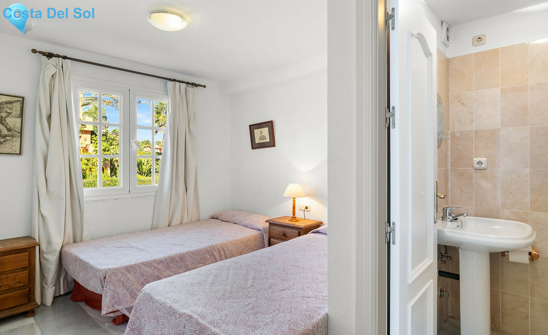 Townhouse in Estepona-1526078