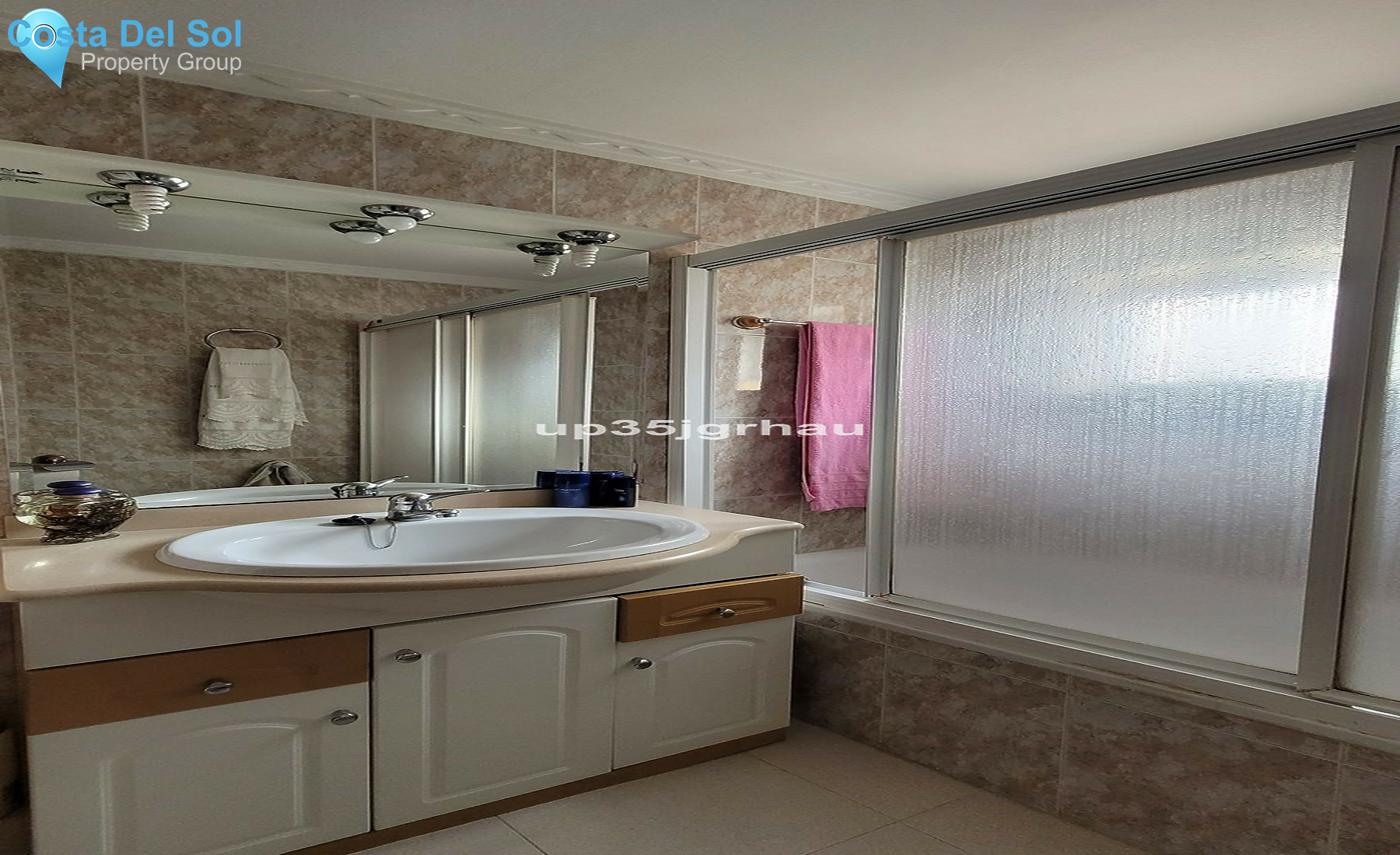 Townhouse in Estepona-1543359