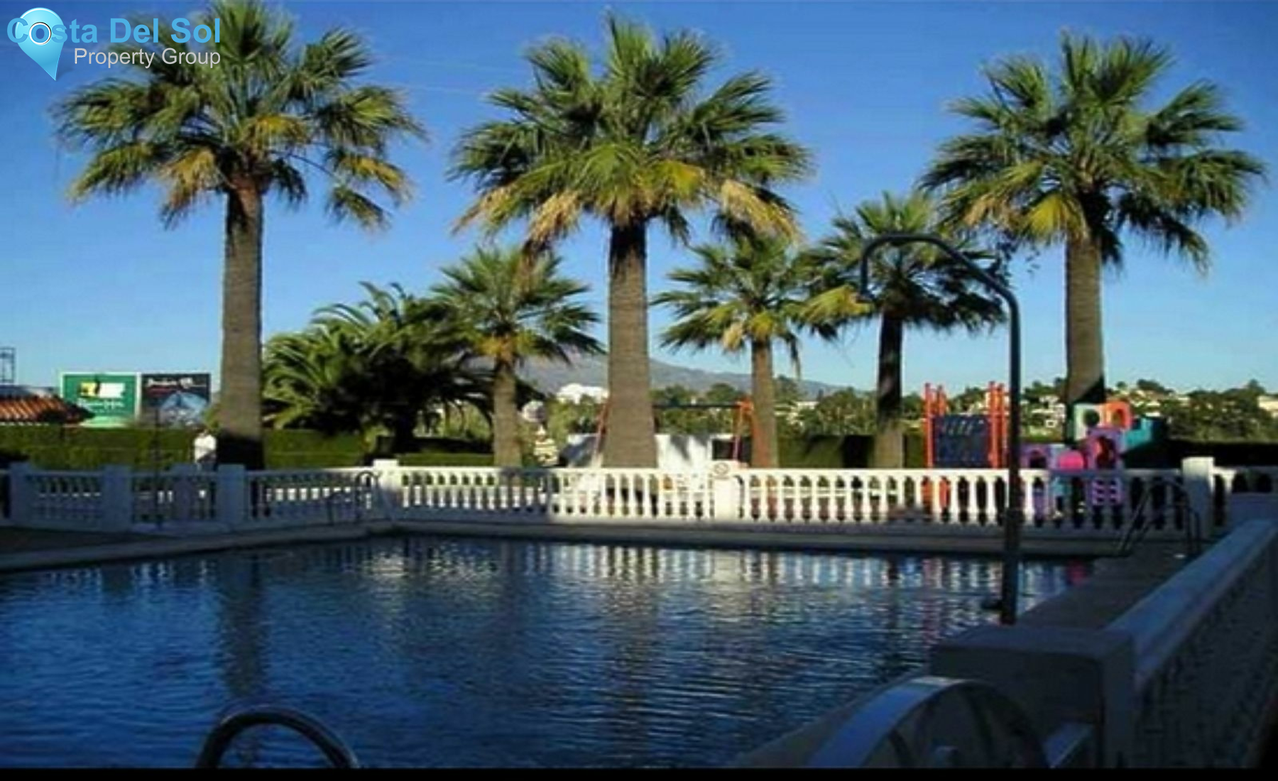 Townhouse in Estepona-1127456