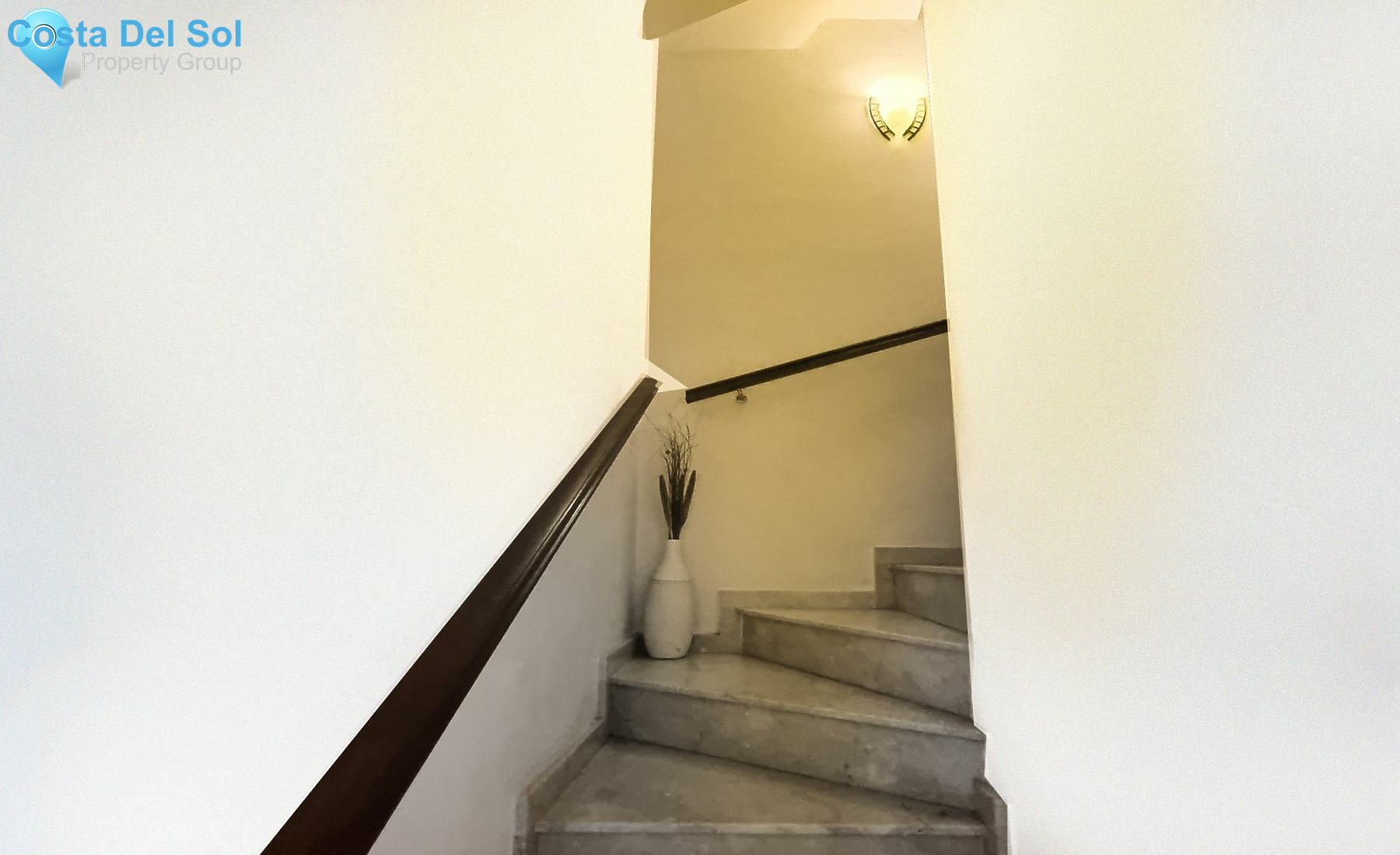 Townhouse in Estepona-1136689