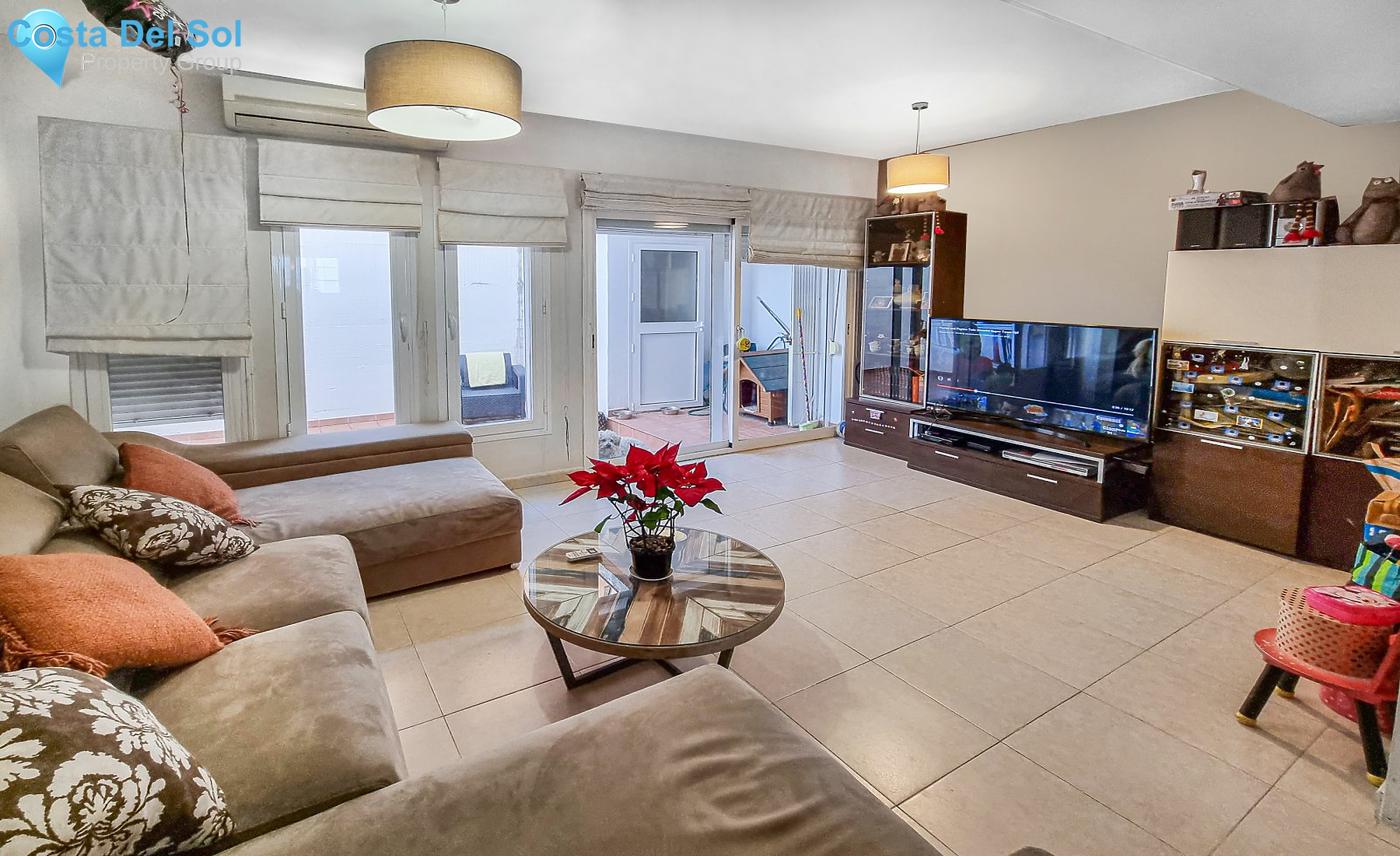 Townhouse in Estepona-1136677