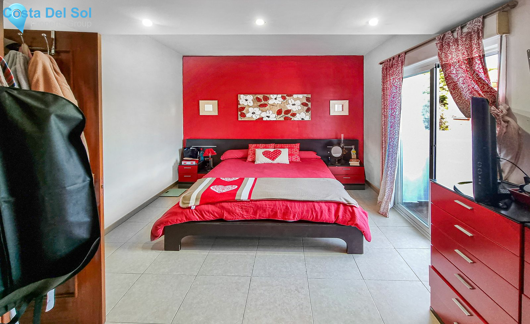 Townhouse in Estepona-1136681
