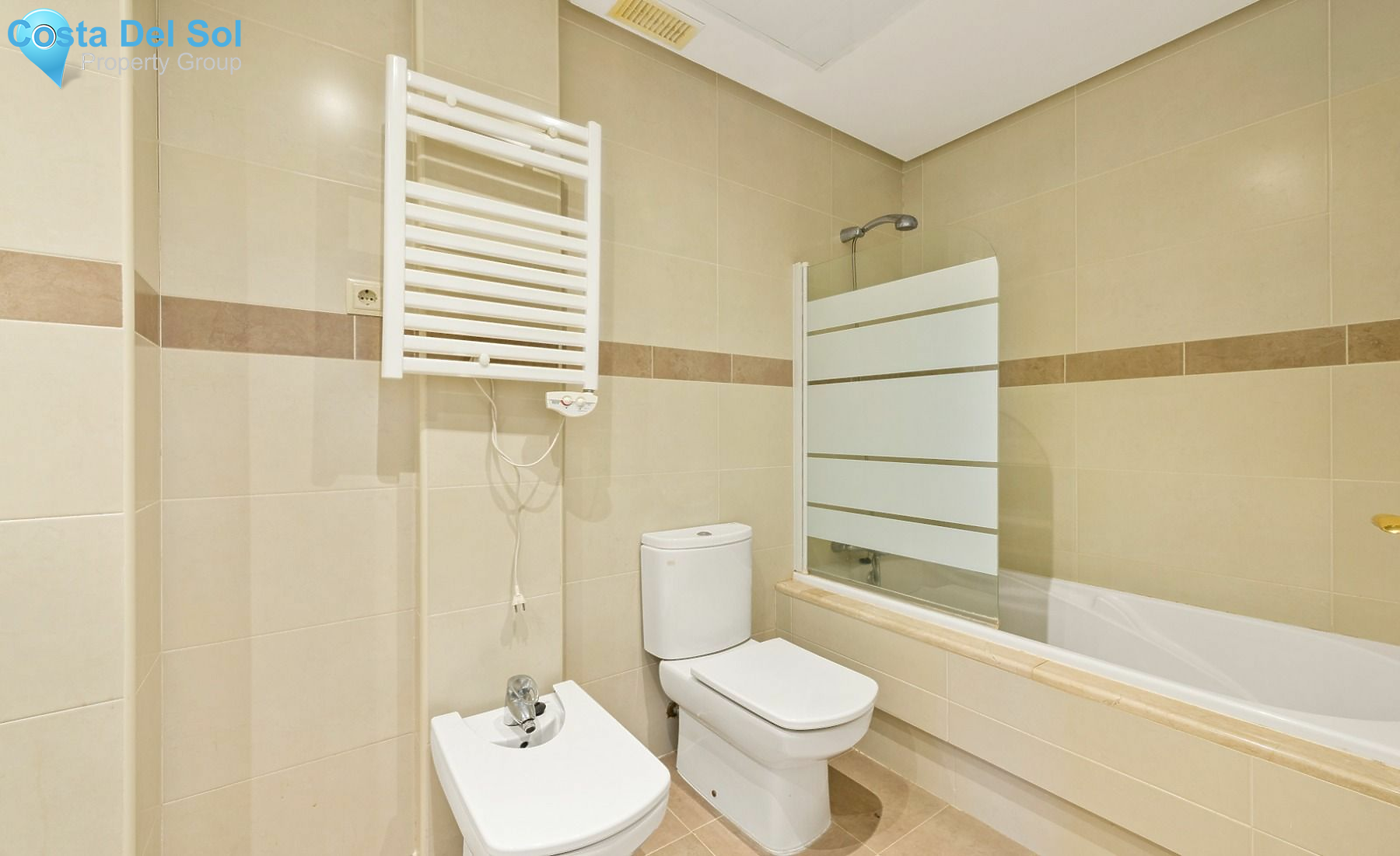 Townhouse in Estepona-1137282