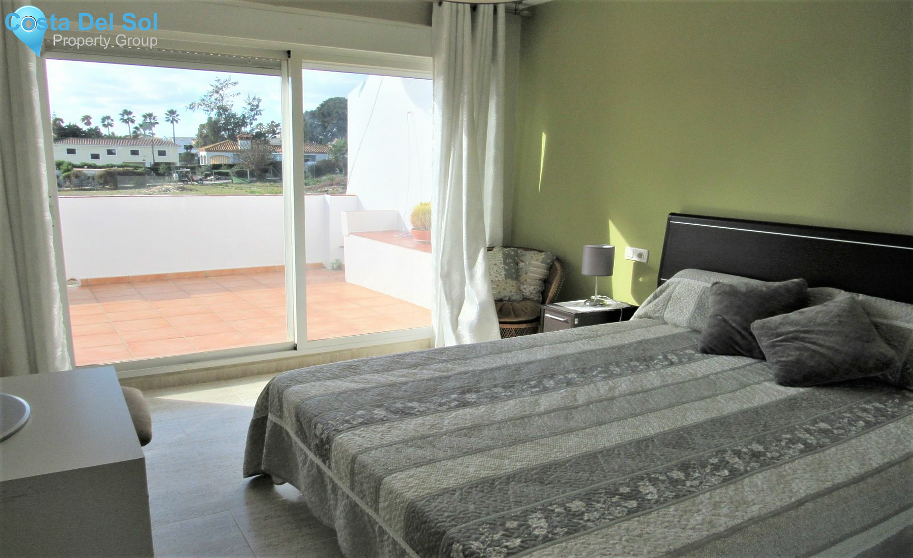 Townhouse in Estepona-1138204