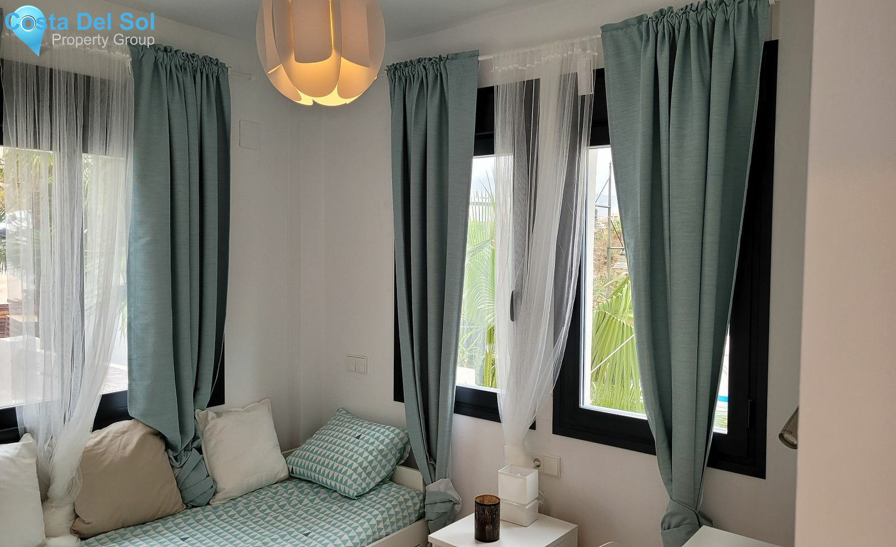 Townhouse in Estepona-1139773
