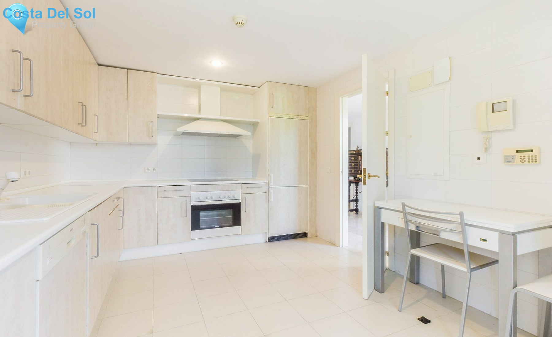 Townhouse in Estepona-1148080