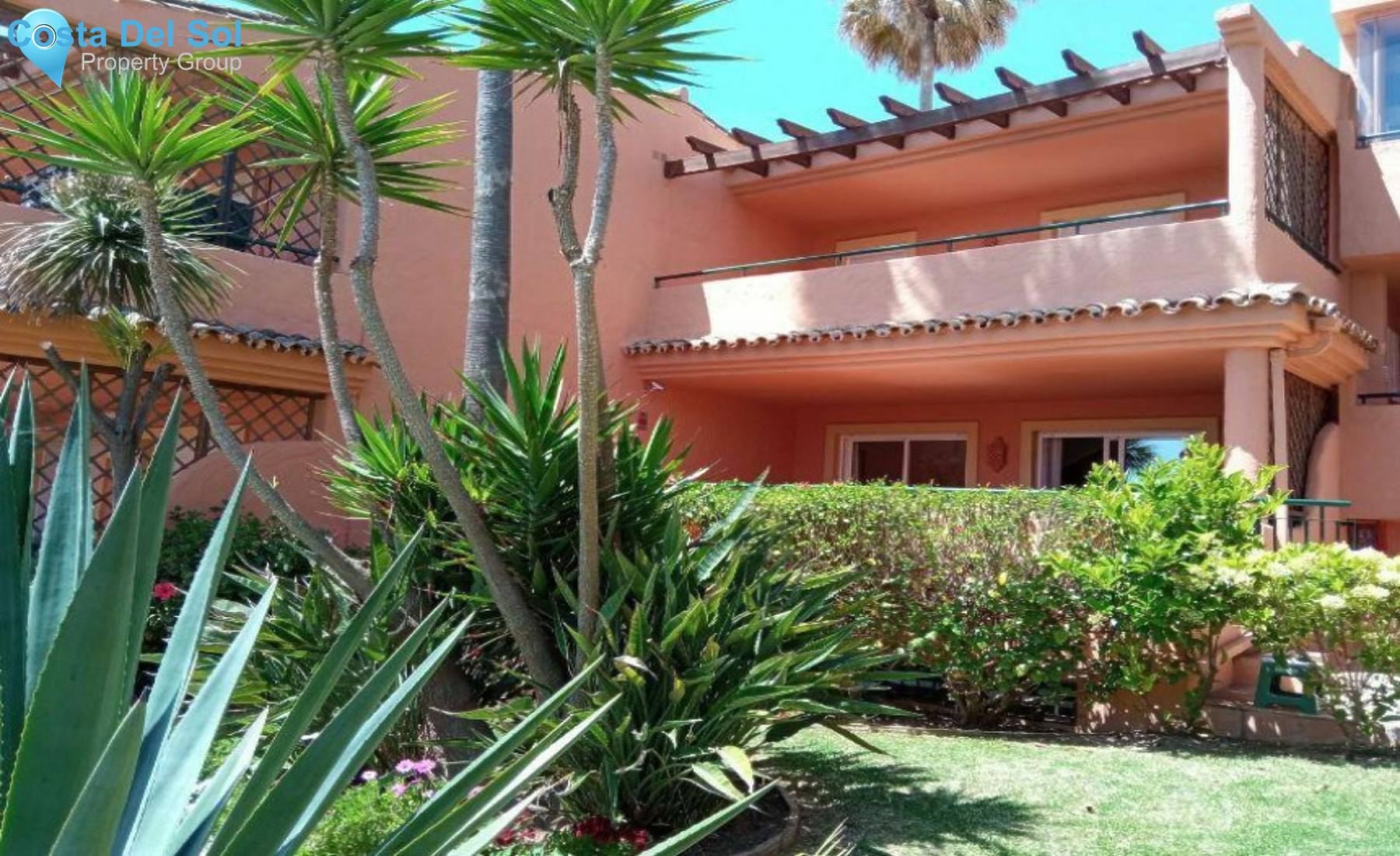 Townhouse in Estepona-1153626
