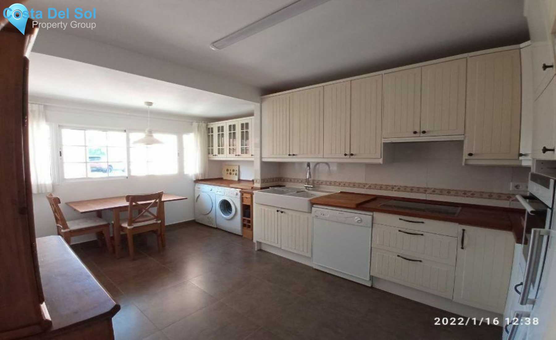 Townhouse in Estepona-1153631