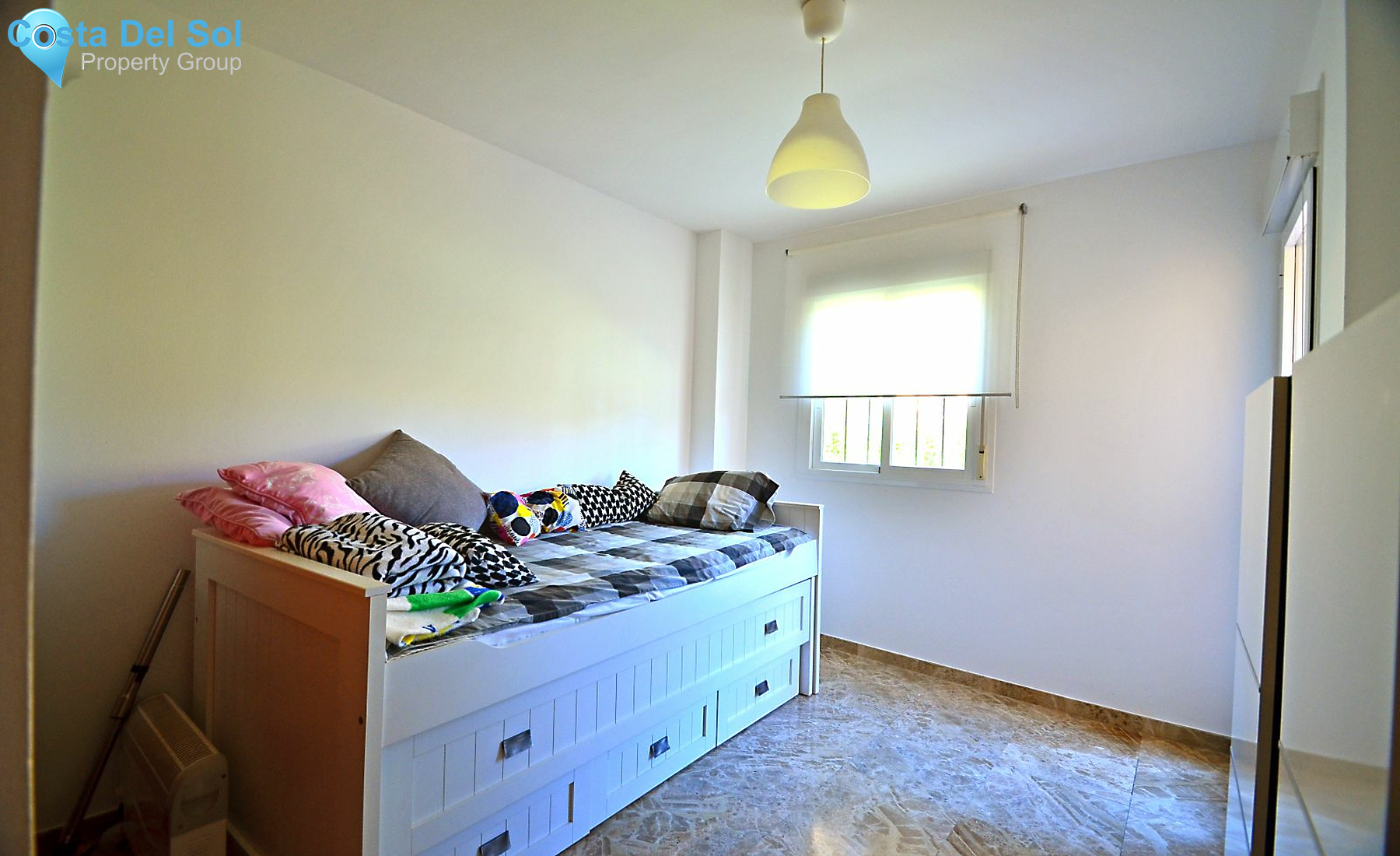 Townhouse in Estepona-1158910