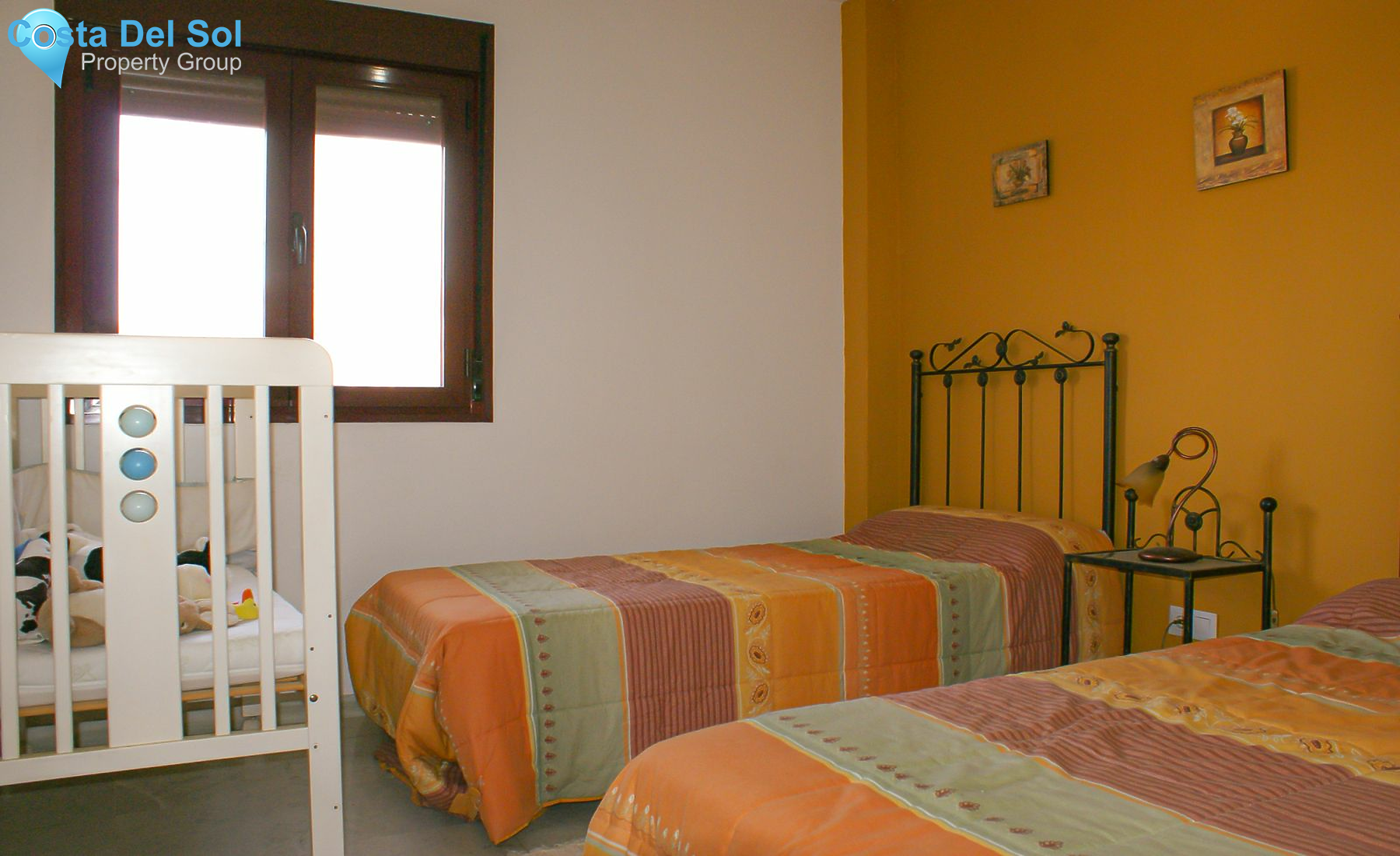 Townhouse in Estepona-1160201