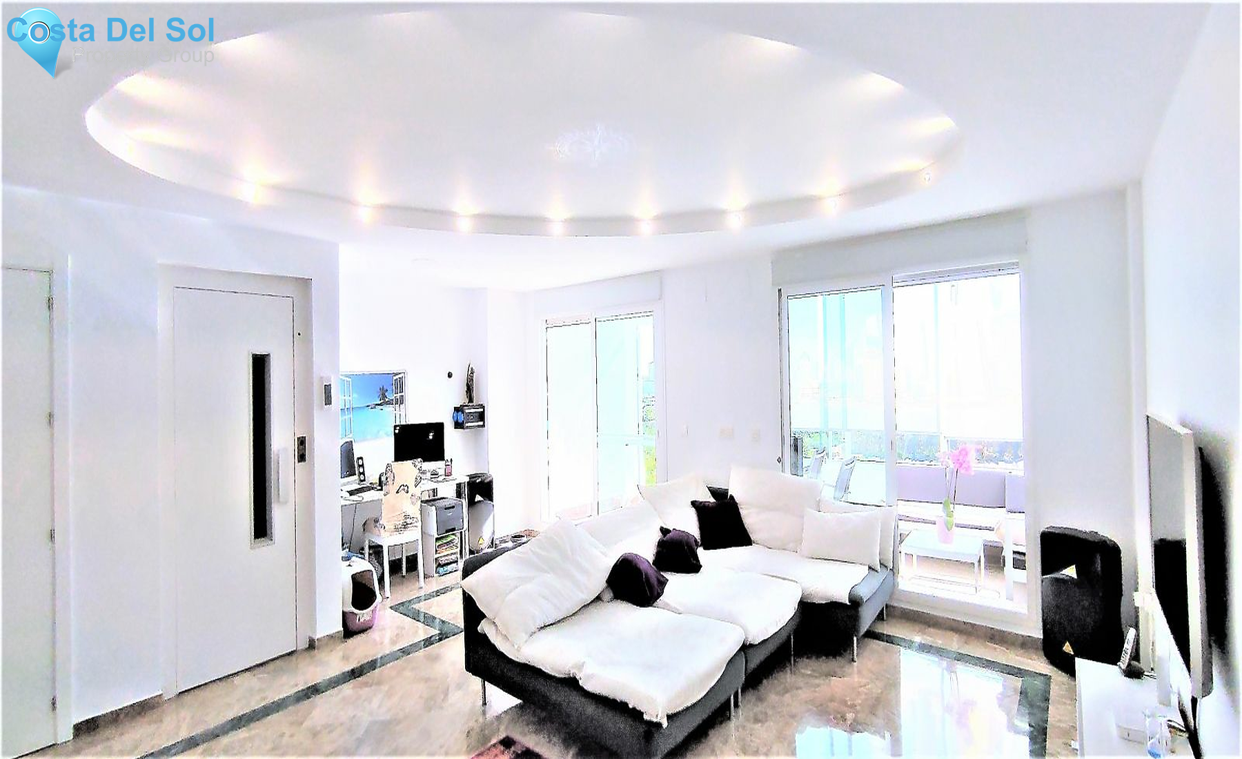 Townhouse in Estepona-1190144
