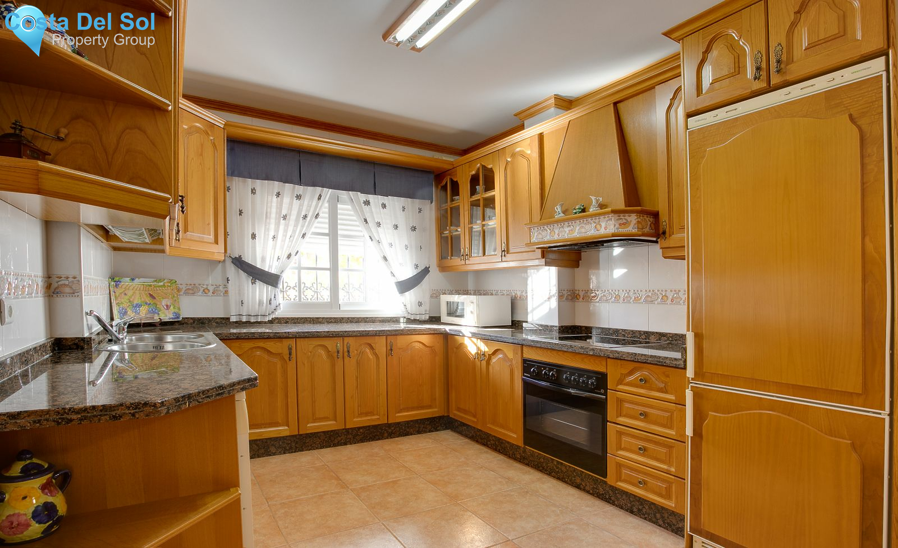 Townhouse in Estepona-1202382