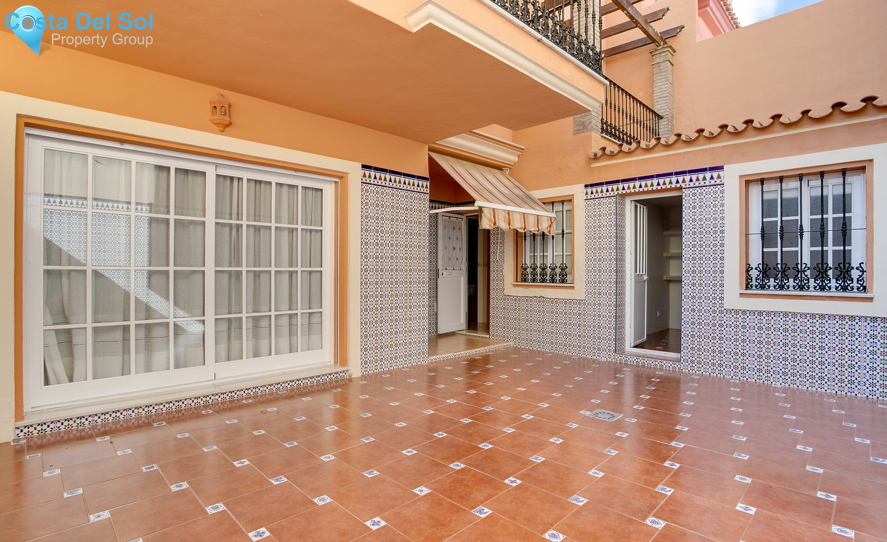 Townhouse in Estepona-1202392