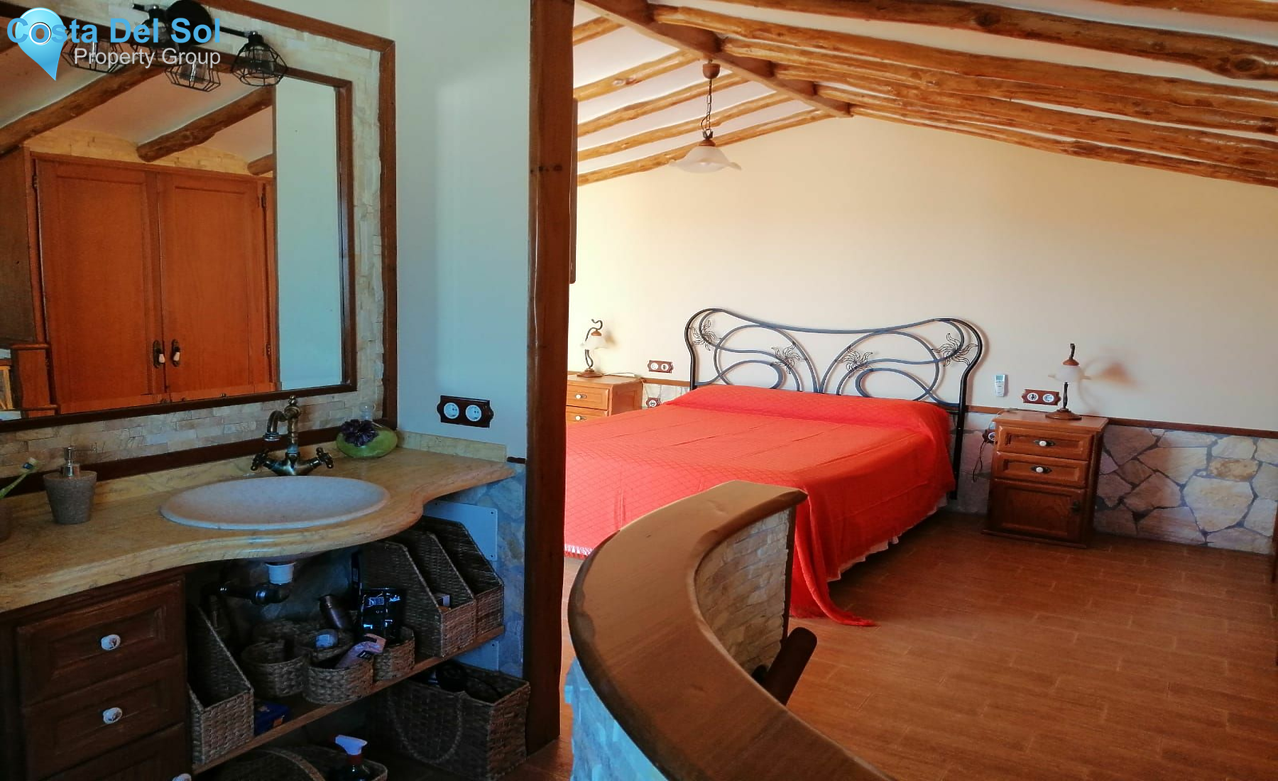 Townhouse in Estepona-1205543