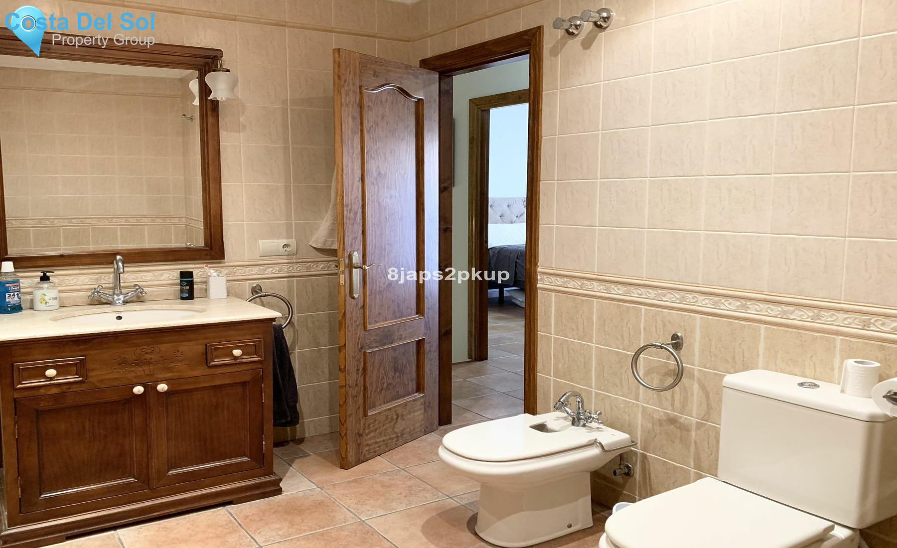 Townhouse in Estepona-1211378