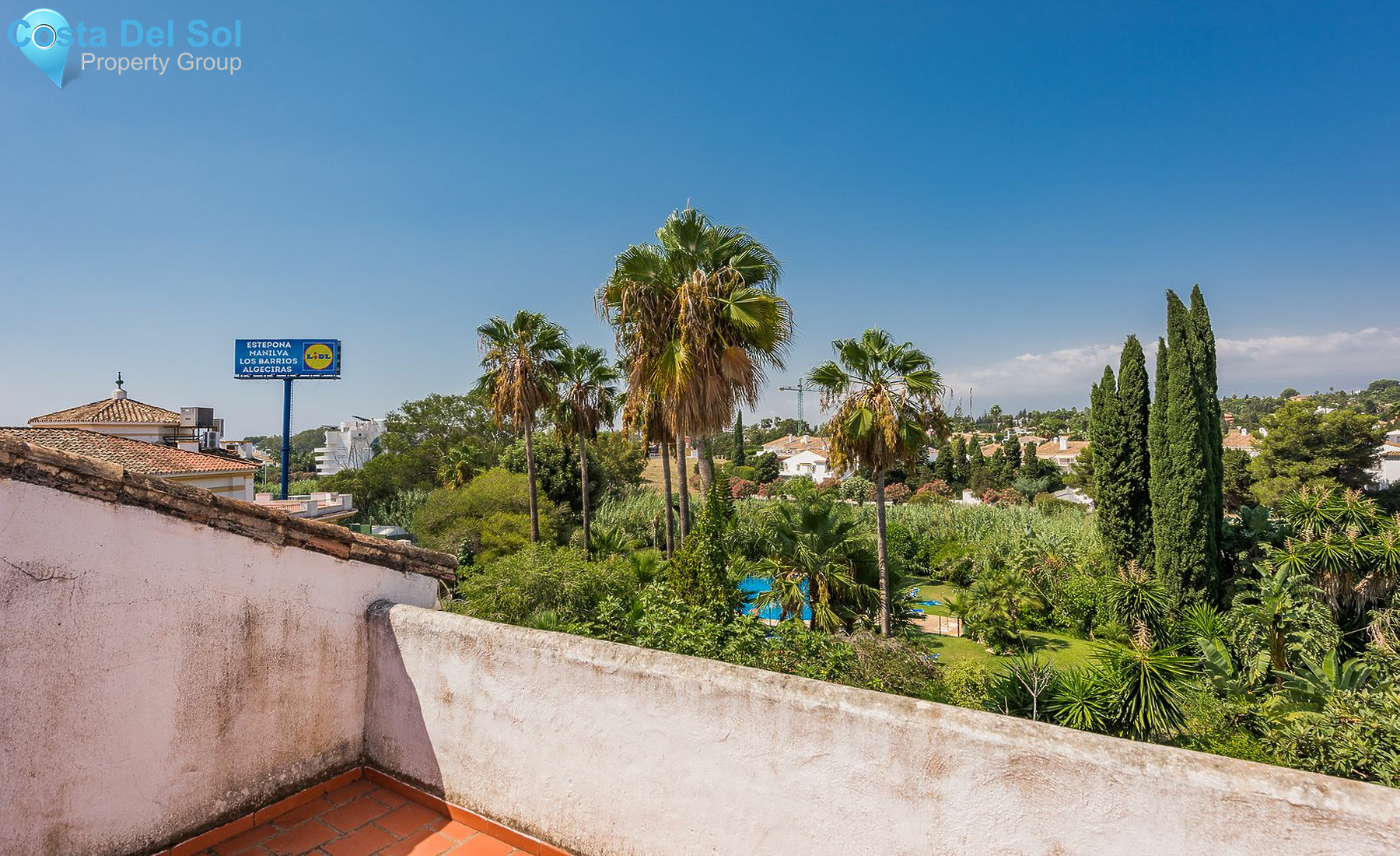 Townhouse in Estepona-1219354