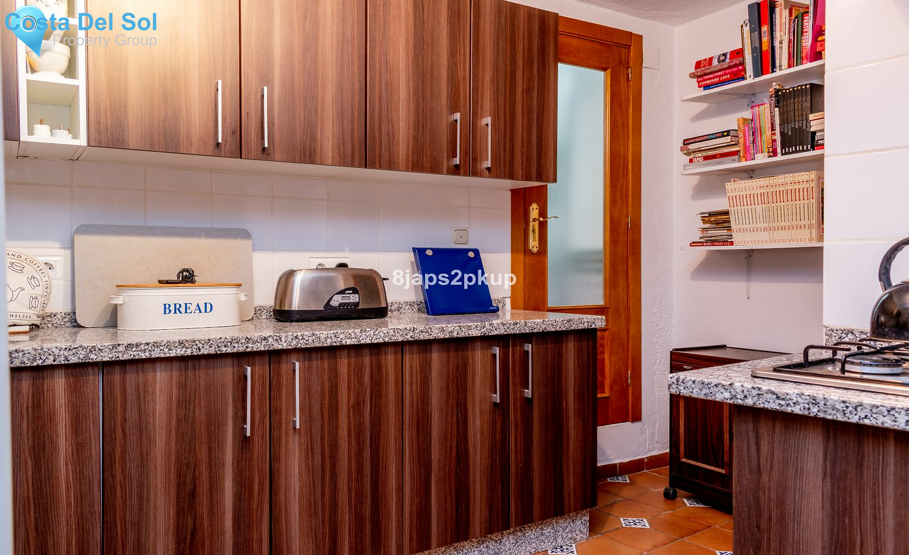 Townhouse in Estepona-1220817
