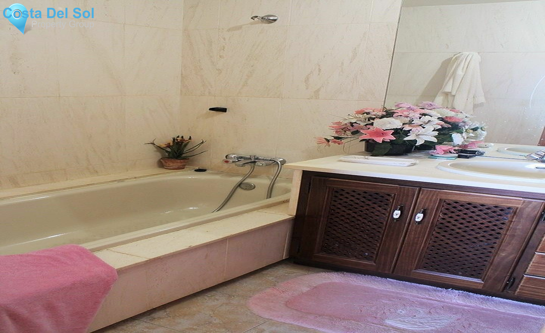 Townhouse in Estepona-1221312