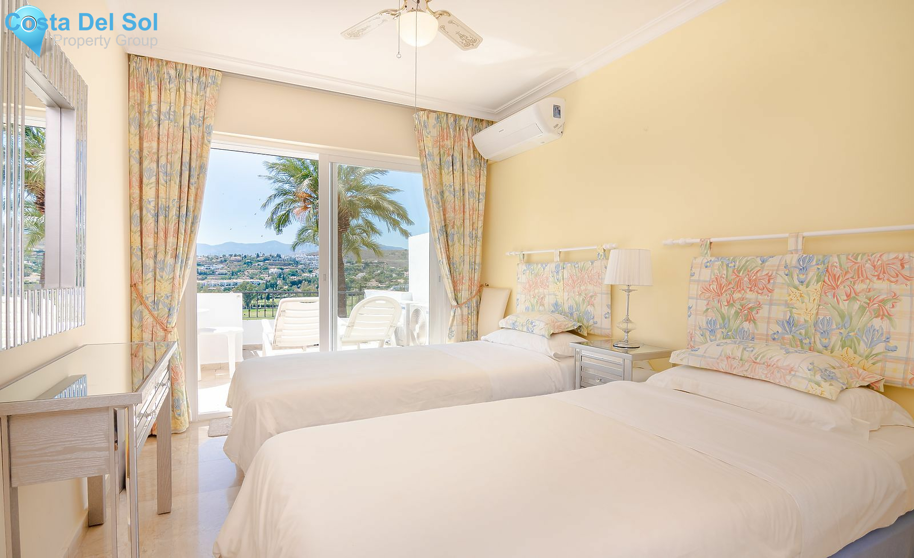 Townhouse in Estepona-1441295