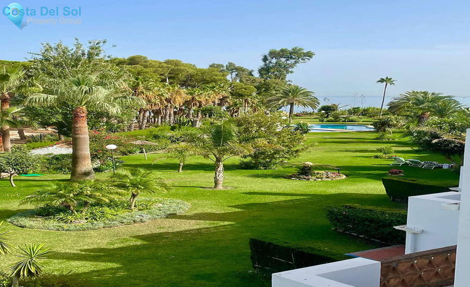 Townhouse in Estepona-1466139