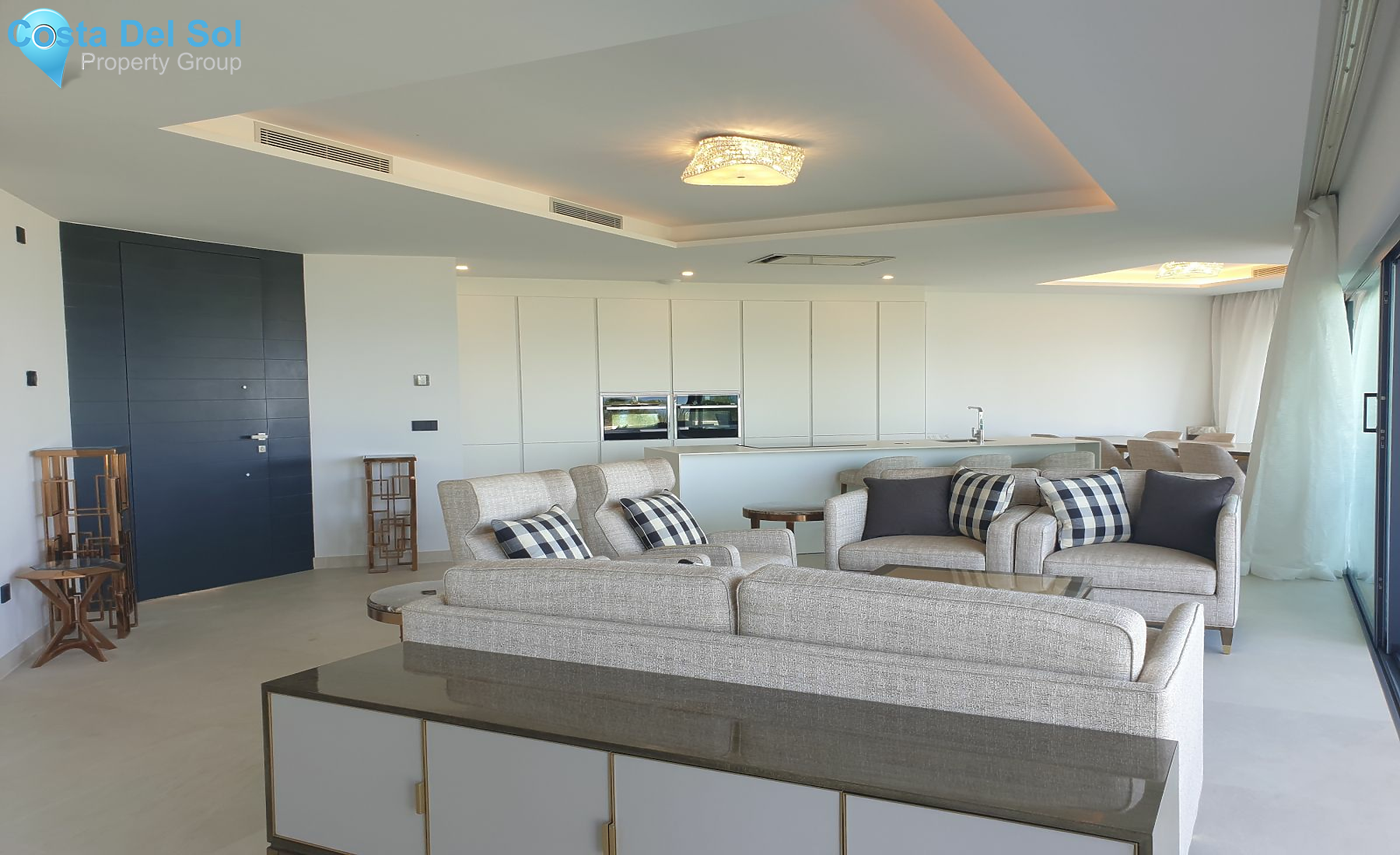 Townhouse in Estepona-1470580