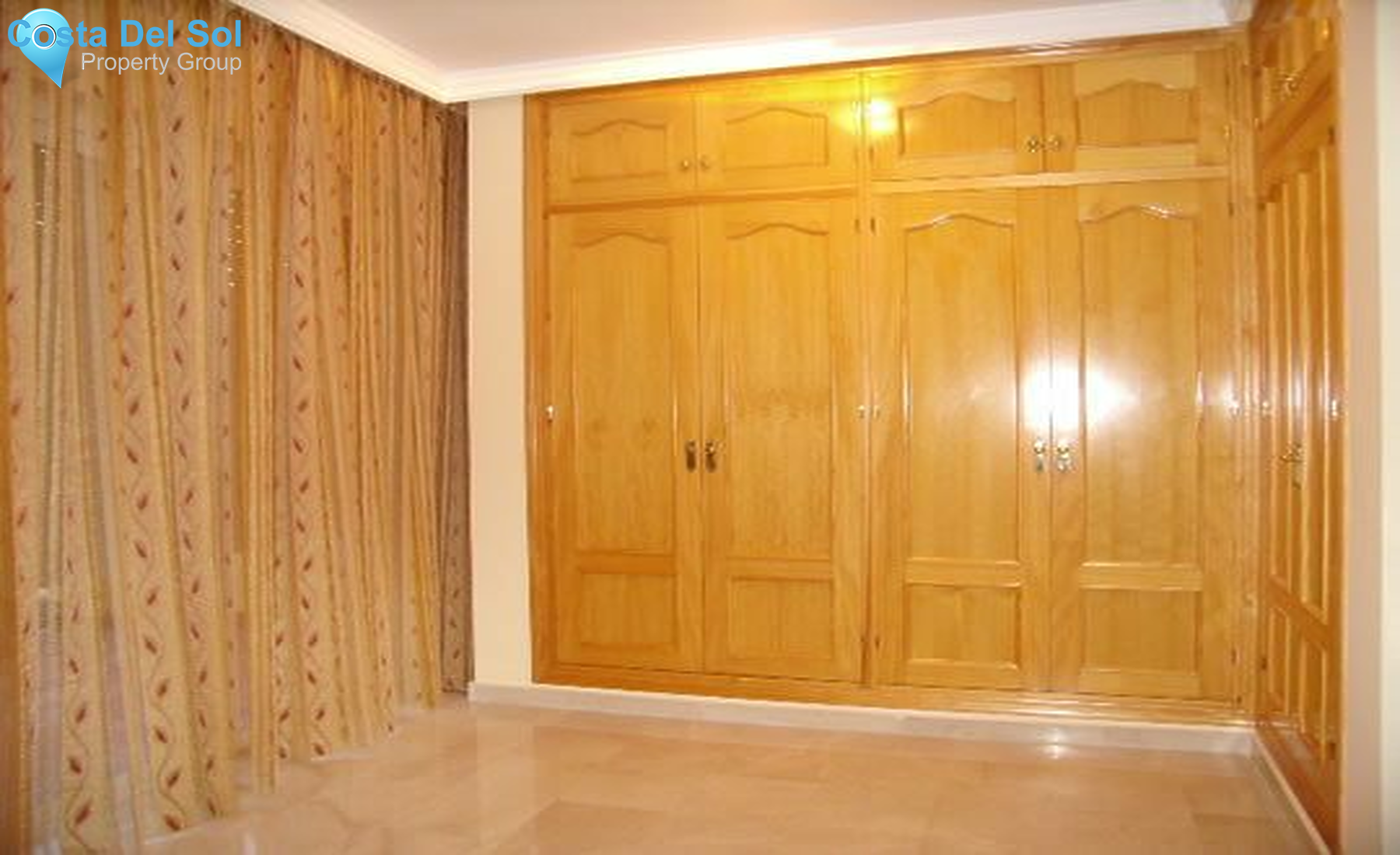 Townhouse in Estepona-1475048