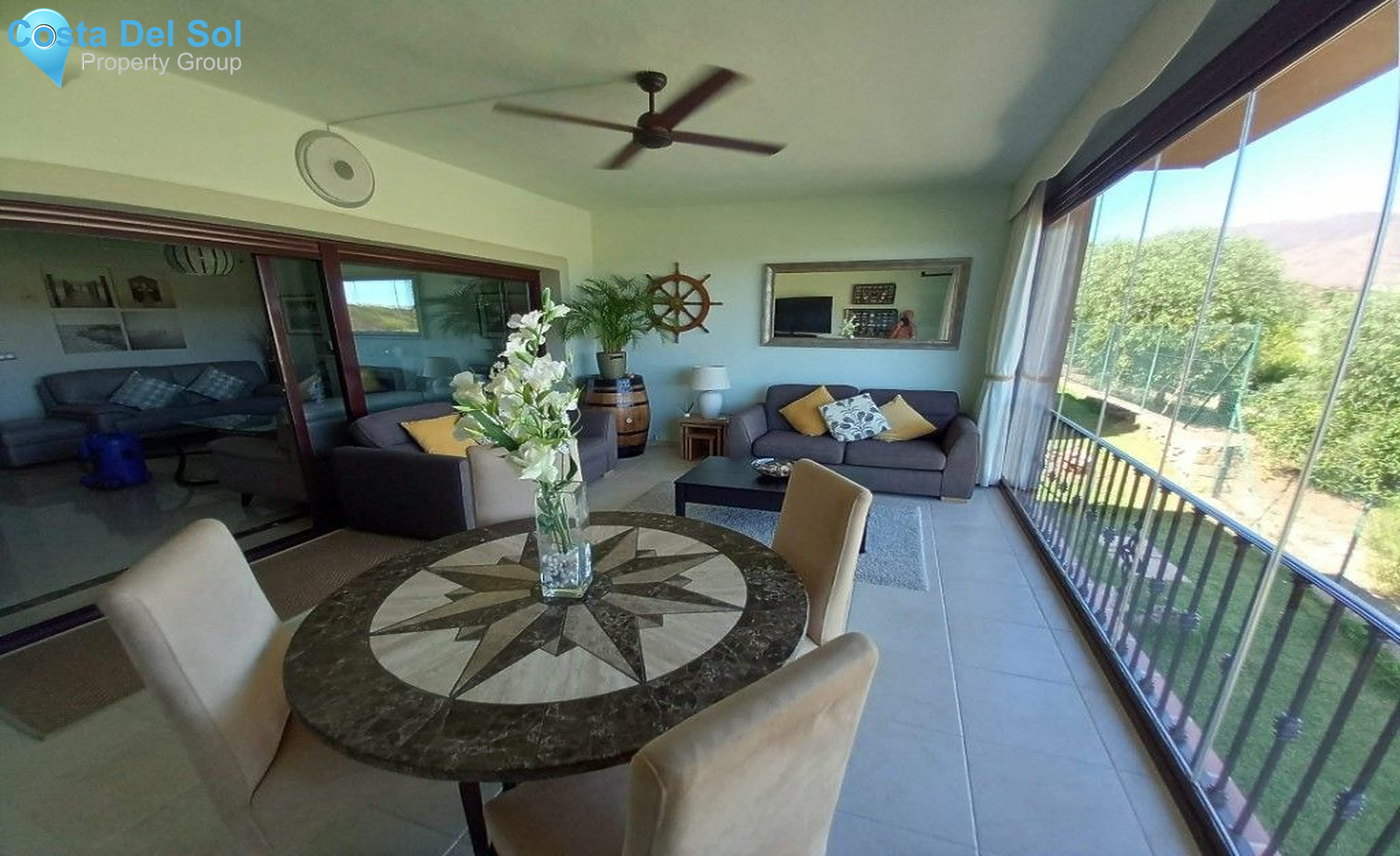Townhouse in Estepona-1493419