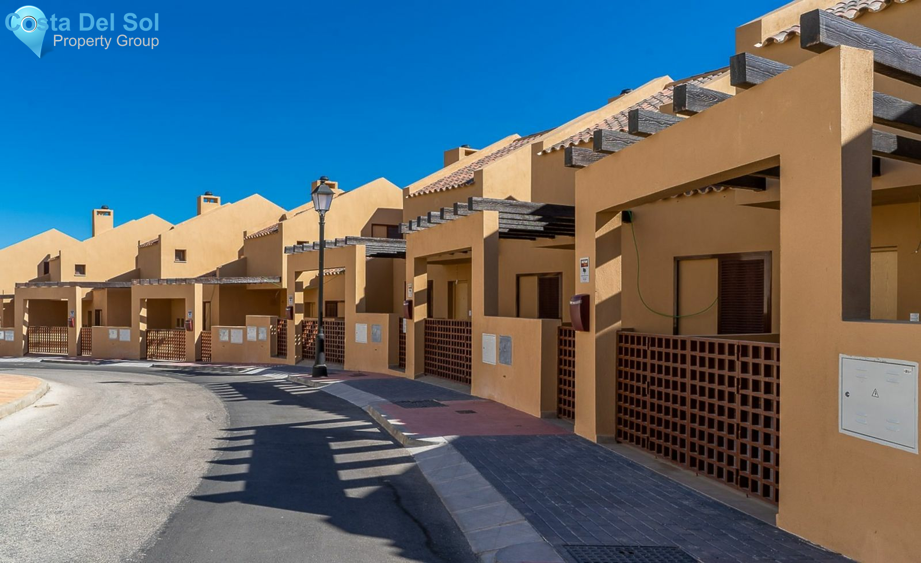 Townhouse in Fuengirola-1547870