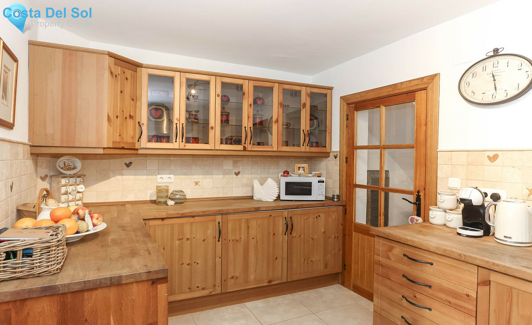 Townhouse in Guaro-1358143