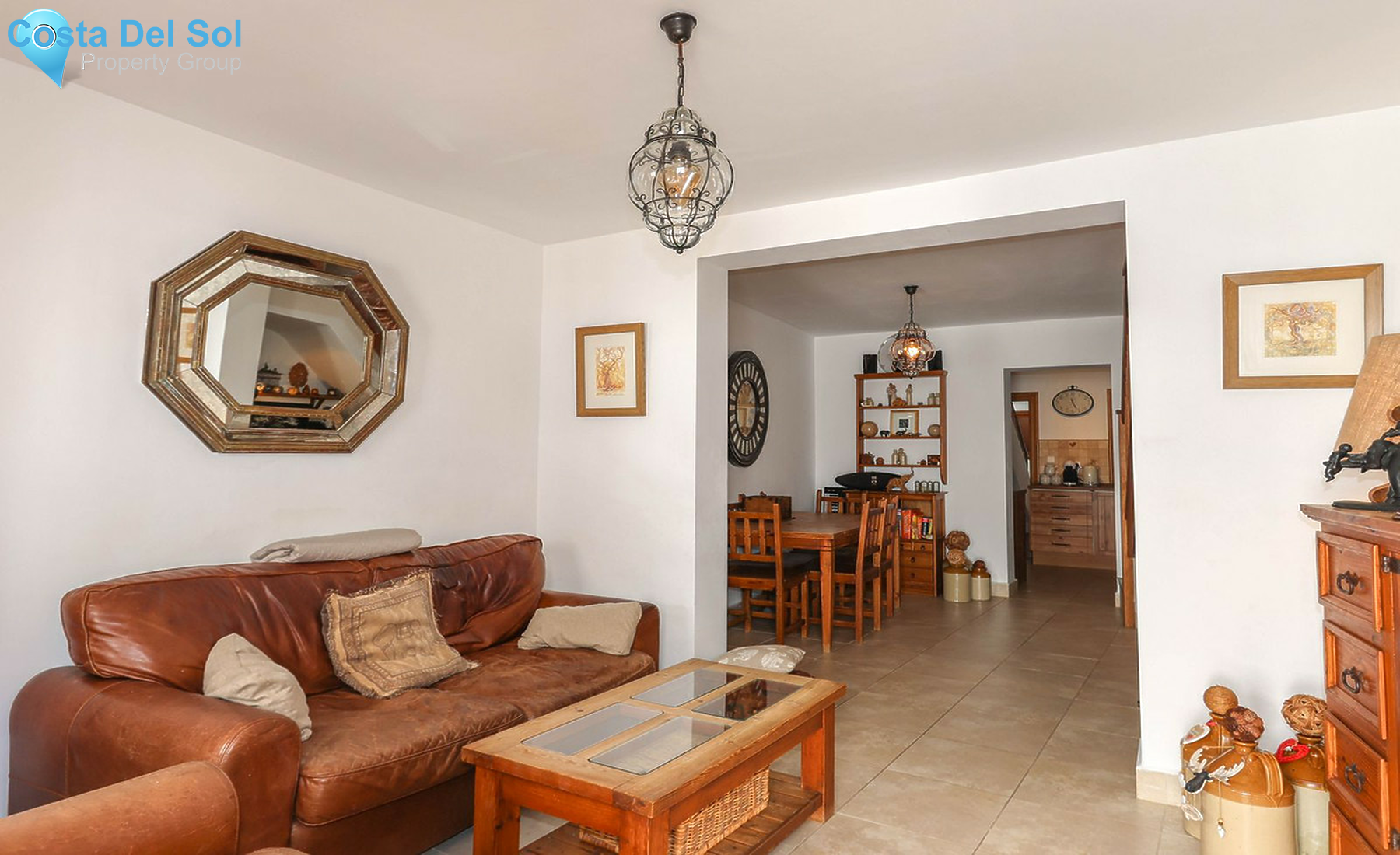 Townhouse in Guaro-1358136