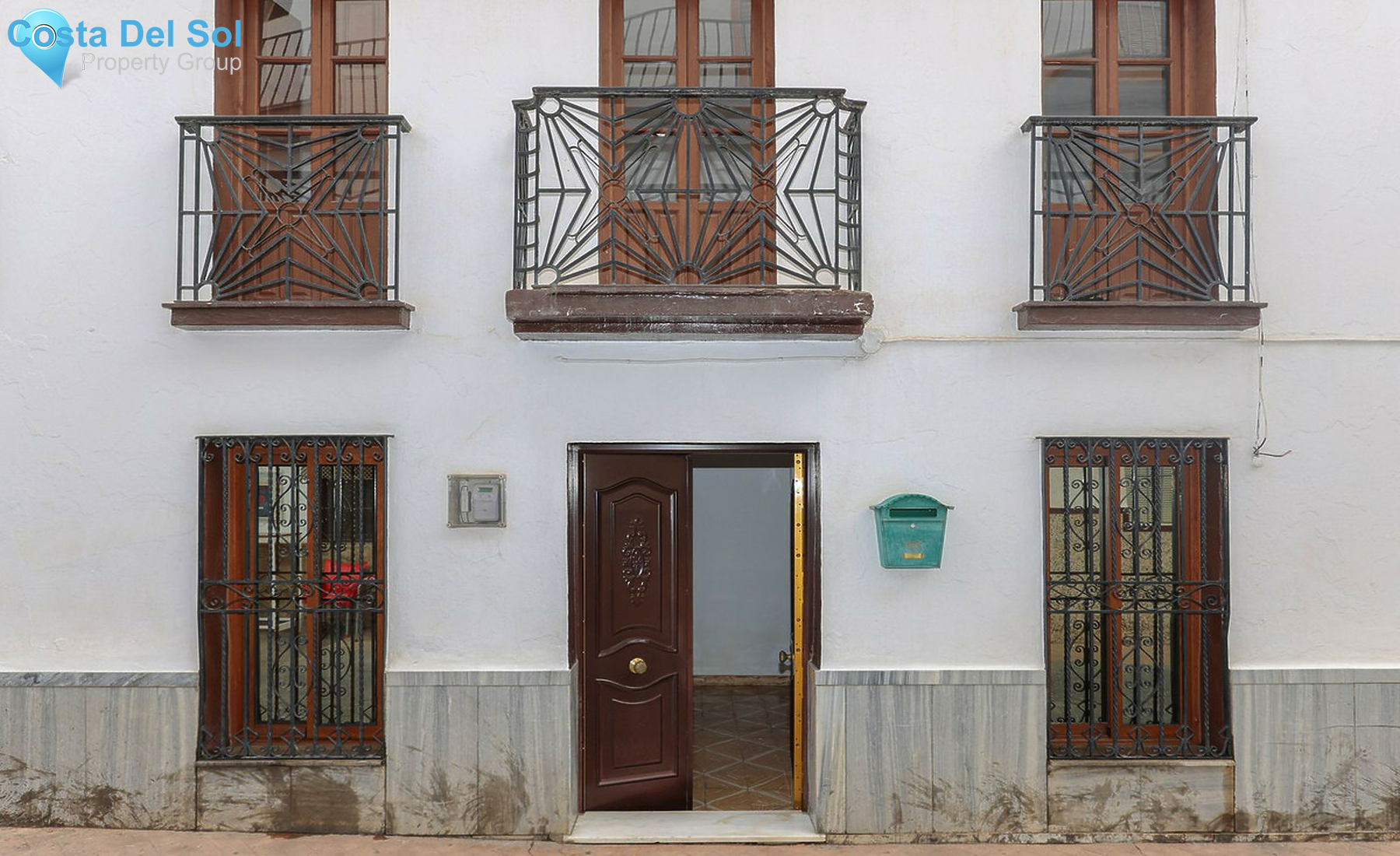 Townhouse in Guaro-1365117