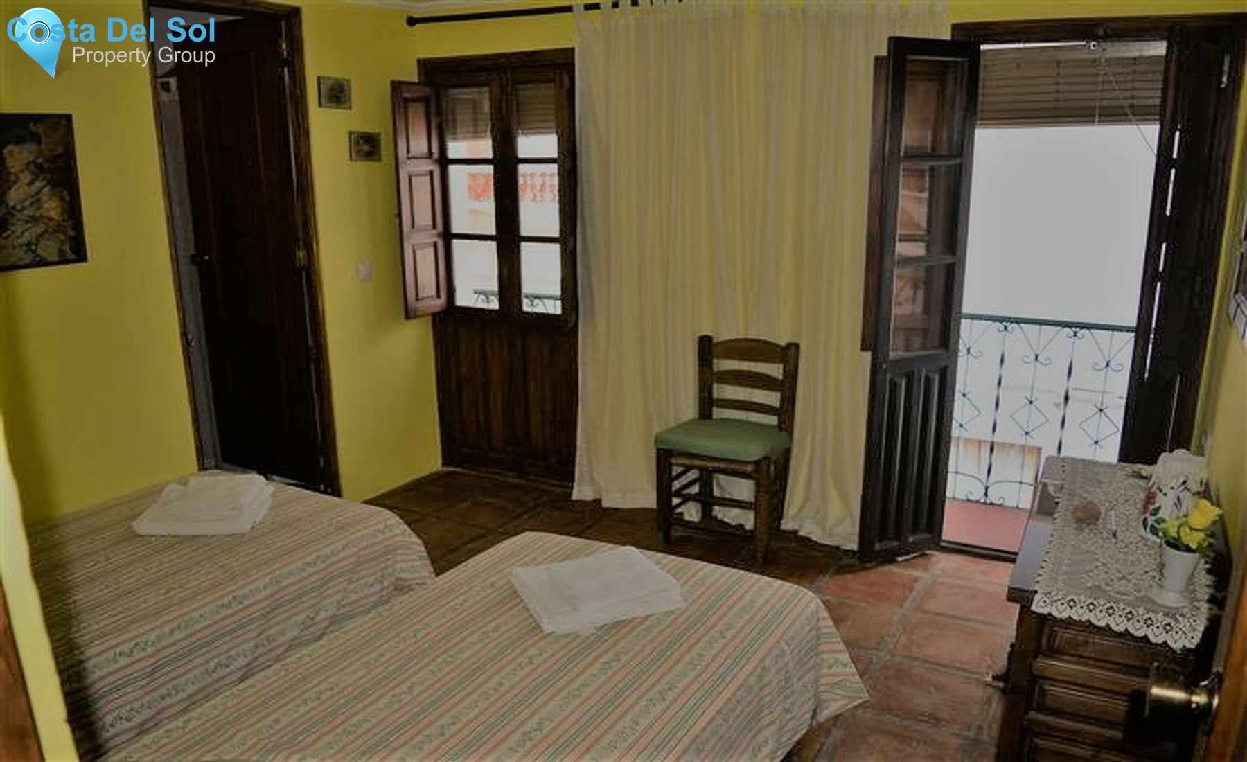 Townhouse in Guaro-1412444