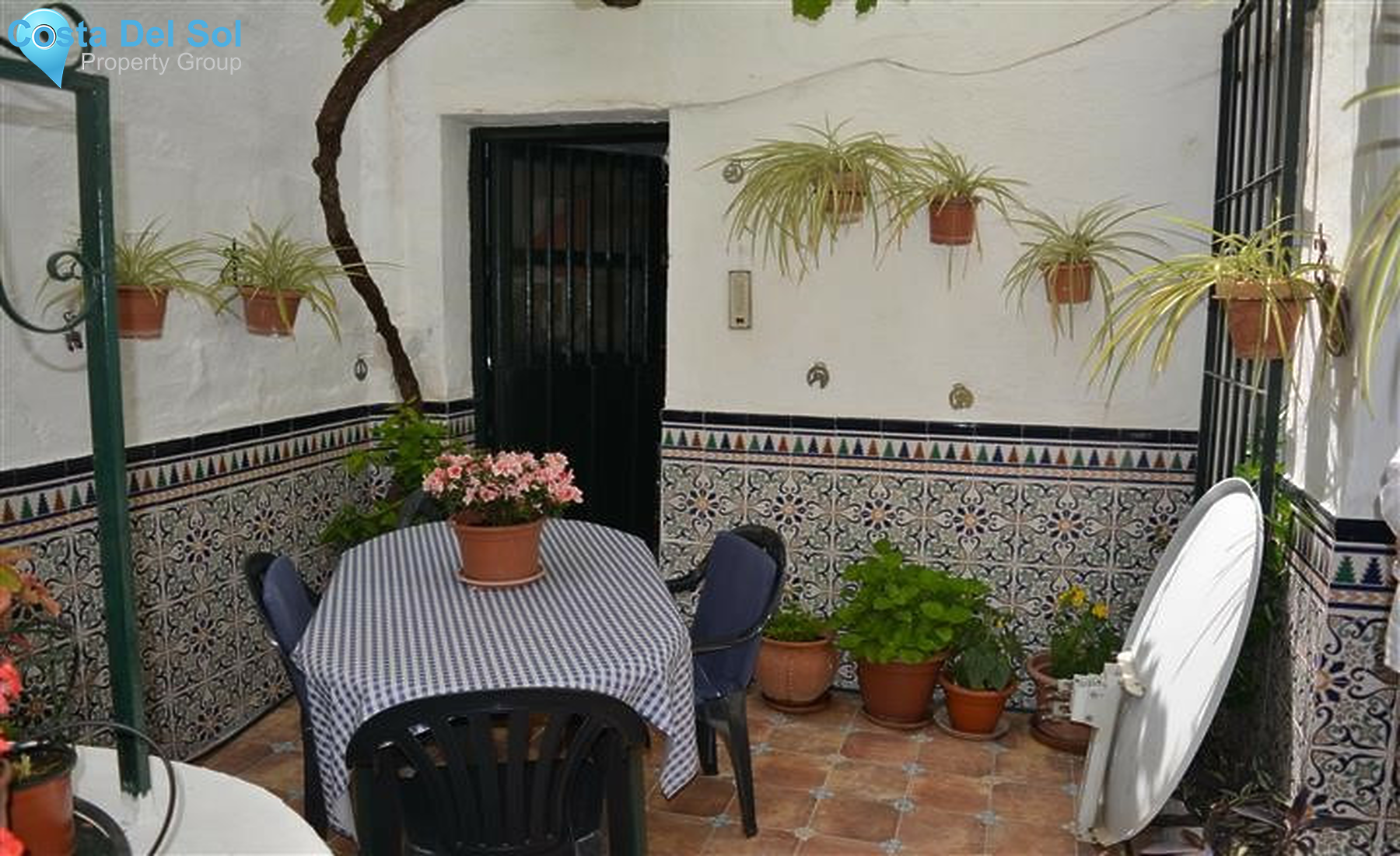 Townhouse in Guaro-1412433