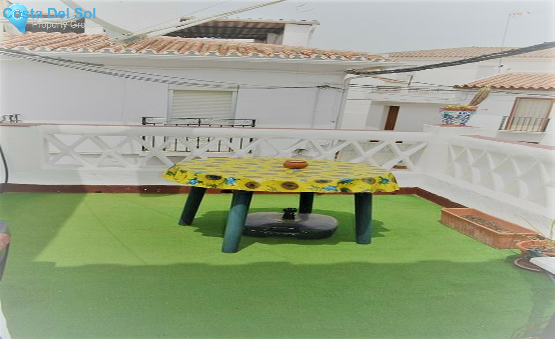 Townhouse in Guaro-1412438